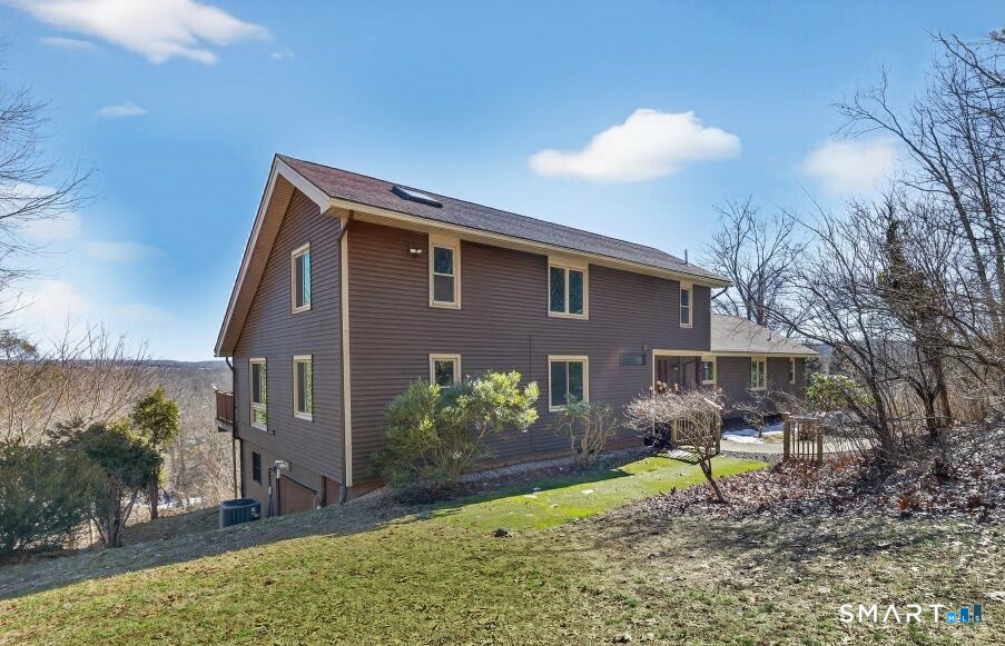 1450 Mount Carmel Avenue