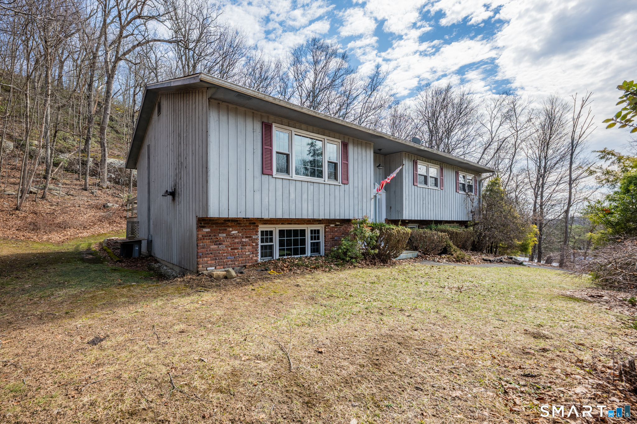 Homes for sale in New Milford, CT | 40 Little Bear Hill Rd, New Milford, CT 06776 | MLS# 24159762