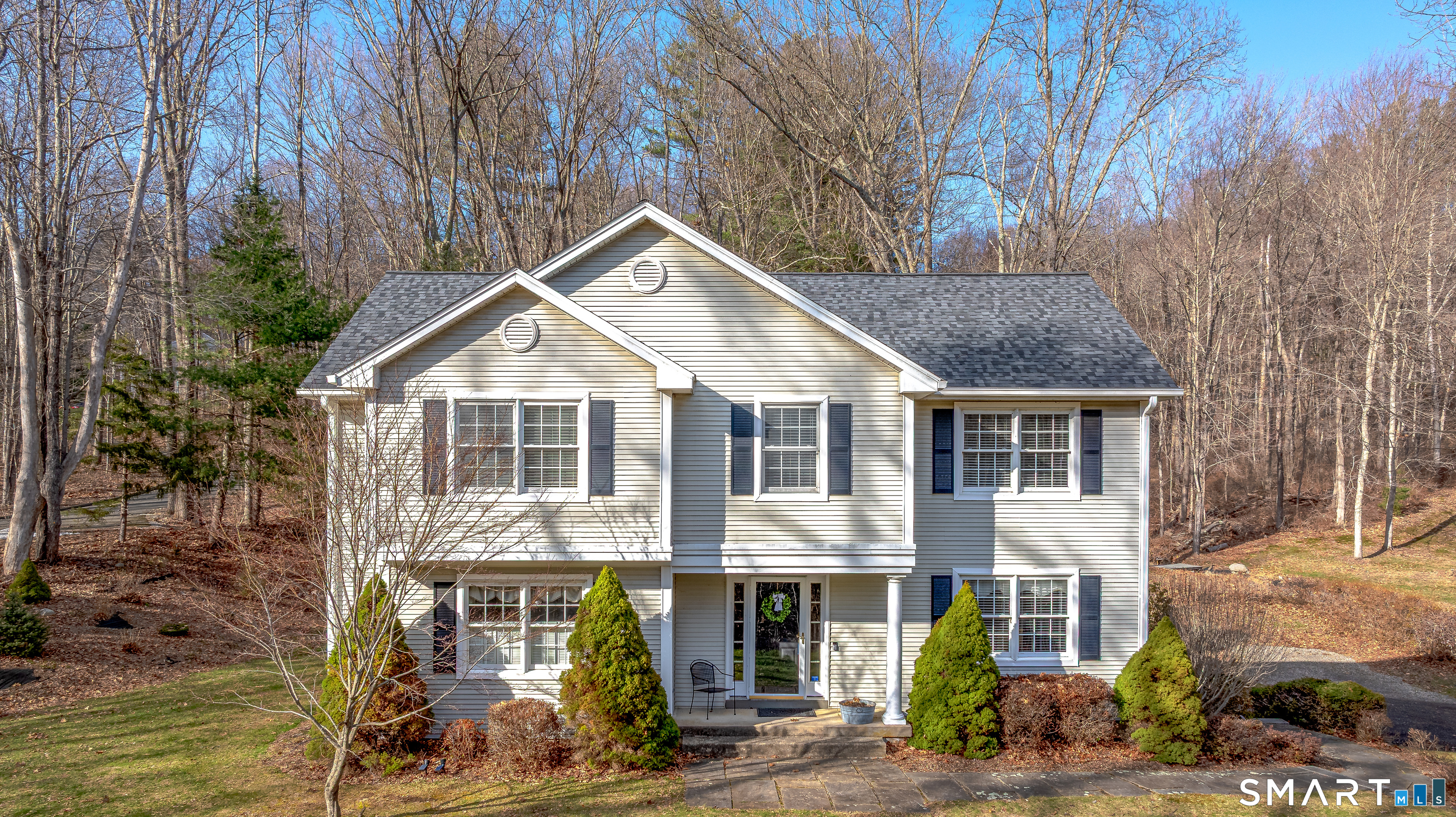 Homes for sale in Middlebury, CT | 366 Charcoal Ave, Middlebury, CT 06762 | MLS# 24158517