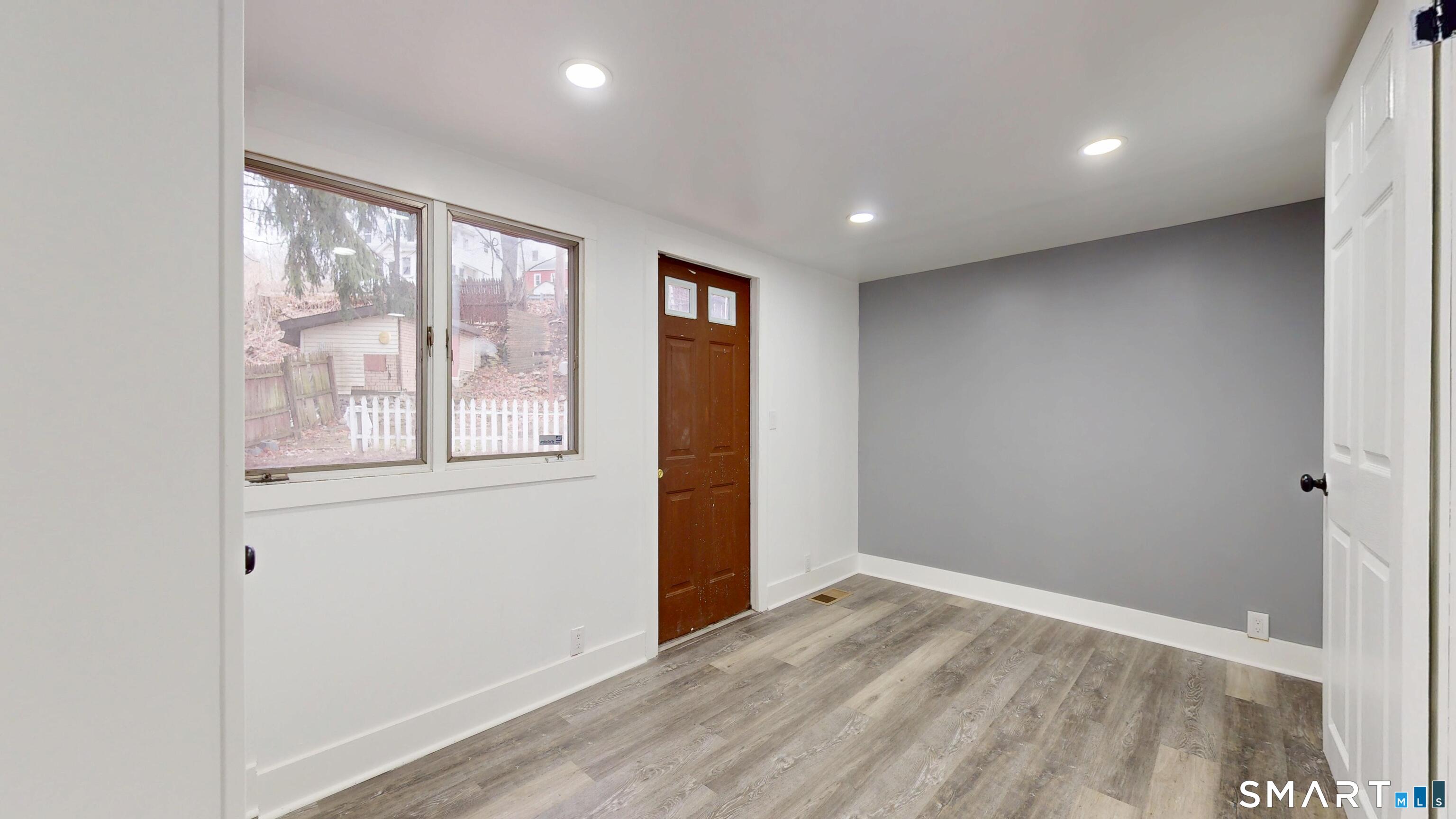 Homes for sale in Naugatuck, CT | 30 Pond St, Naugatuck, CT 06770 | MLS# 24159066