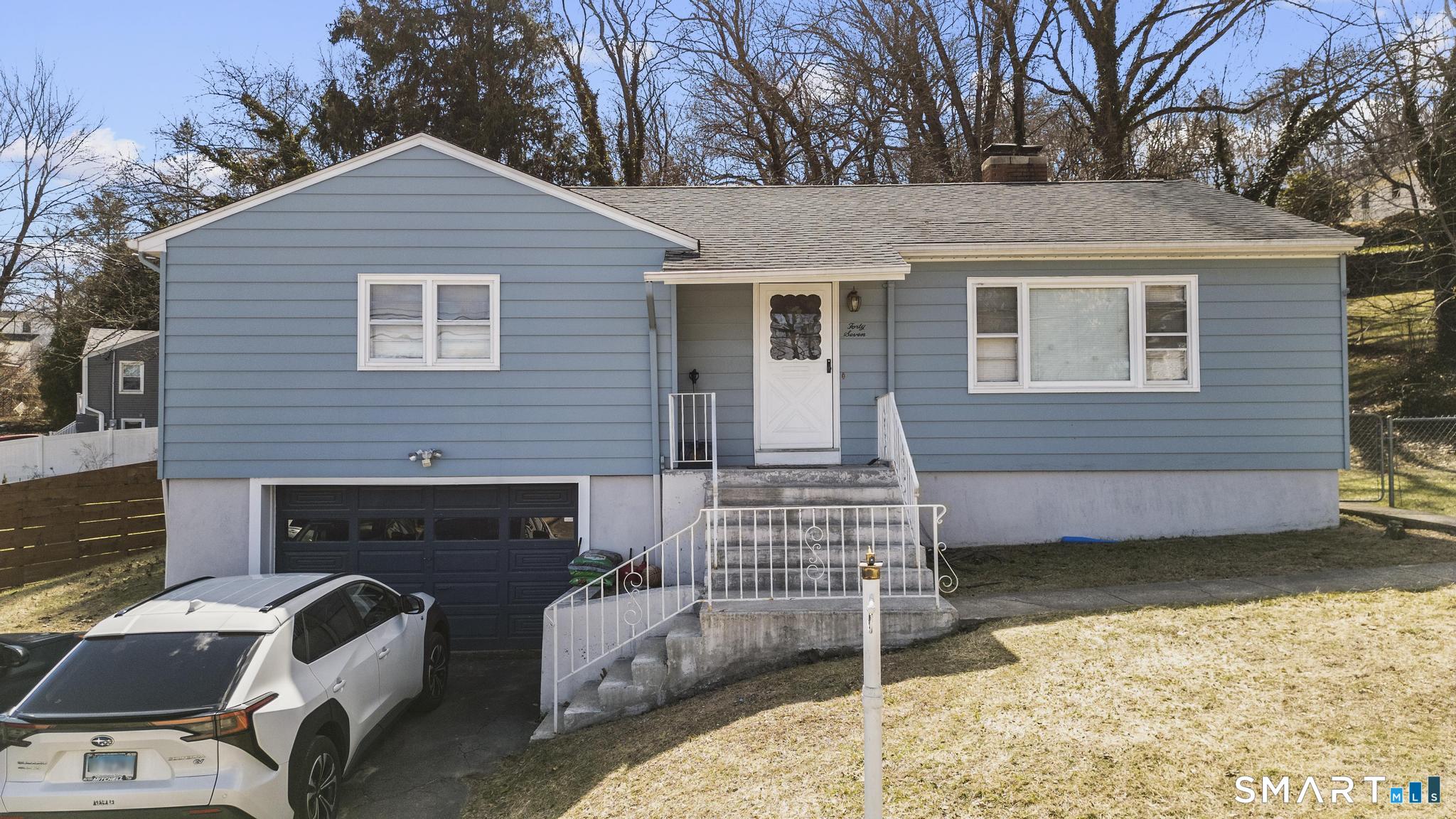 Homes for sale in Waterbury, CT | 47 Juniper Ridge Dr, Waterbury, CT 06708 | MLS# 24159794