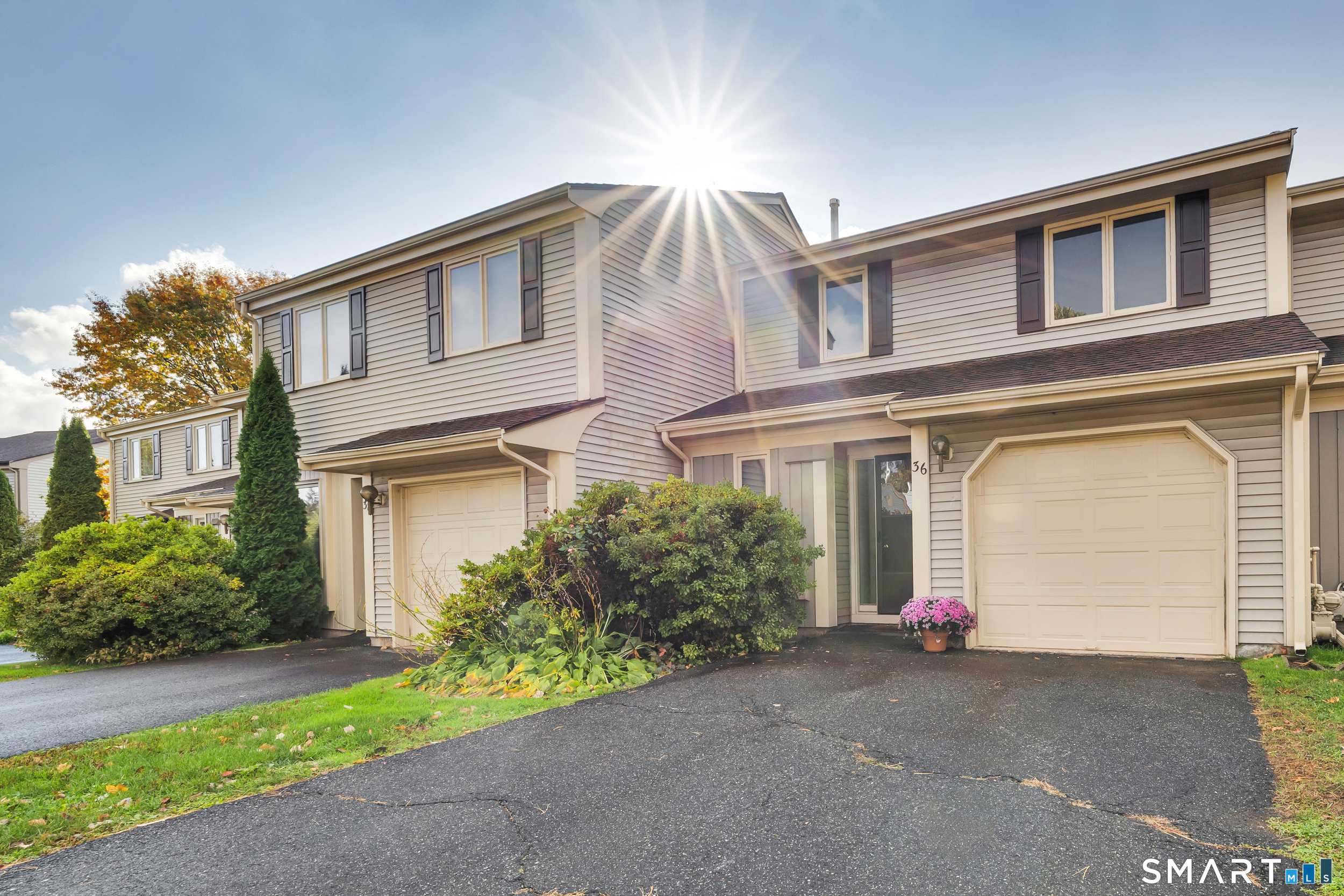 Homes for sale in Rocky Hill, CT | 36 Copper Beech Dr #36, Rocky Hill, CT 06067 | MLS# 24134989