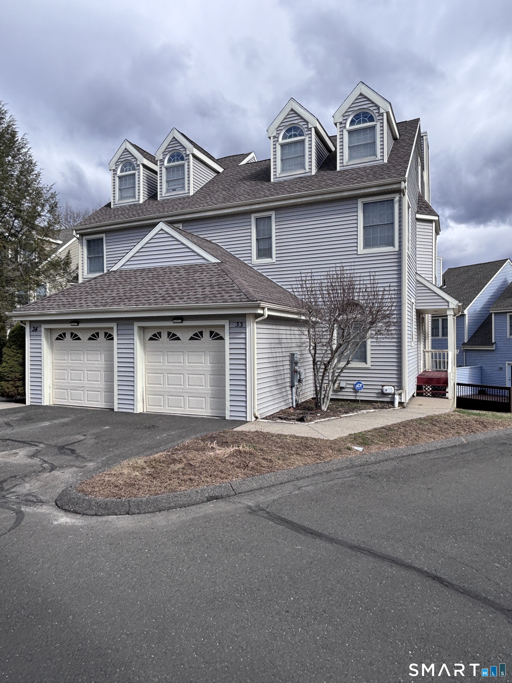 Homes for sale in Waterbury, CT | 101 Madeline Ave #APT 33, Waterbury, CT 06708 | MLS# 24159312