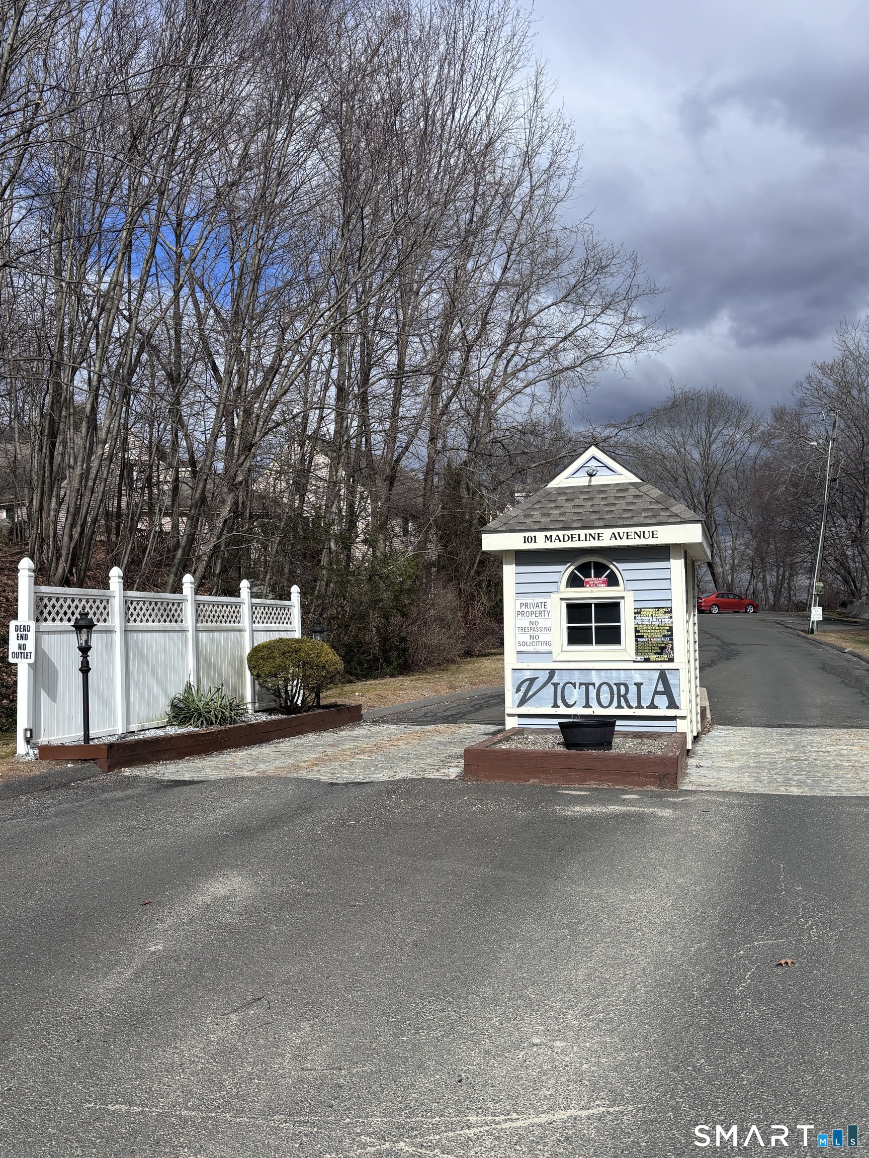 Homes for sale in Waterbury, CT | 101 Madeline Ave #APT 33, Waterbury, CT 06708 | MLS# 24159312