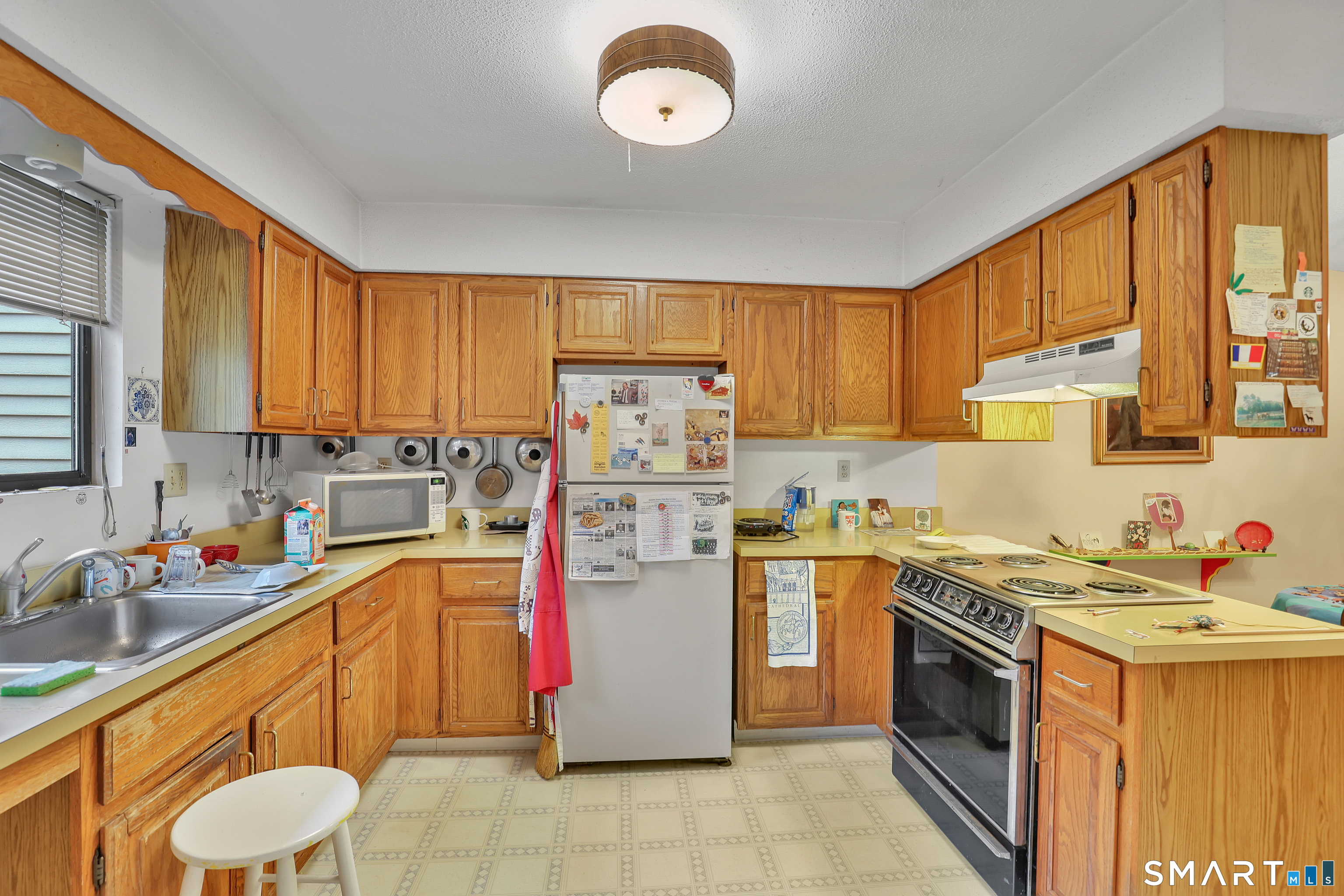 Homes for sale in Hamden, CT | 290 Treadwell St #1402, Hamden, CT 06517 | MLS# 24159829