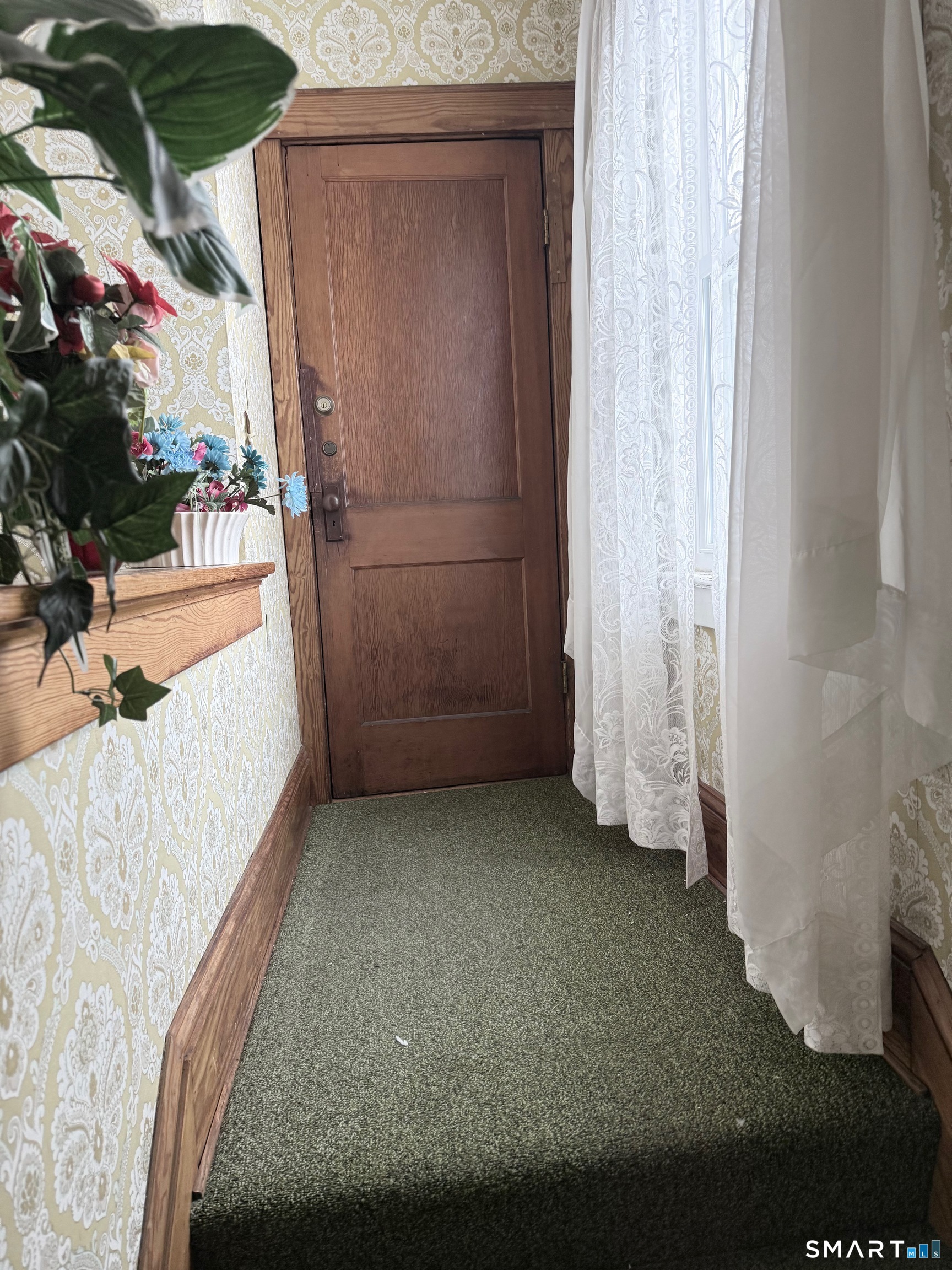 Homes for sale in New London, CT | 72 Brainard St, New London, CT 06320 | MLS# 24158930