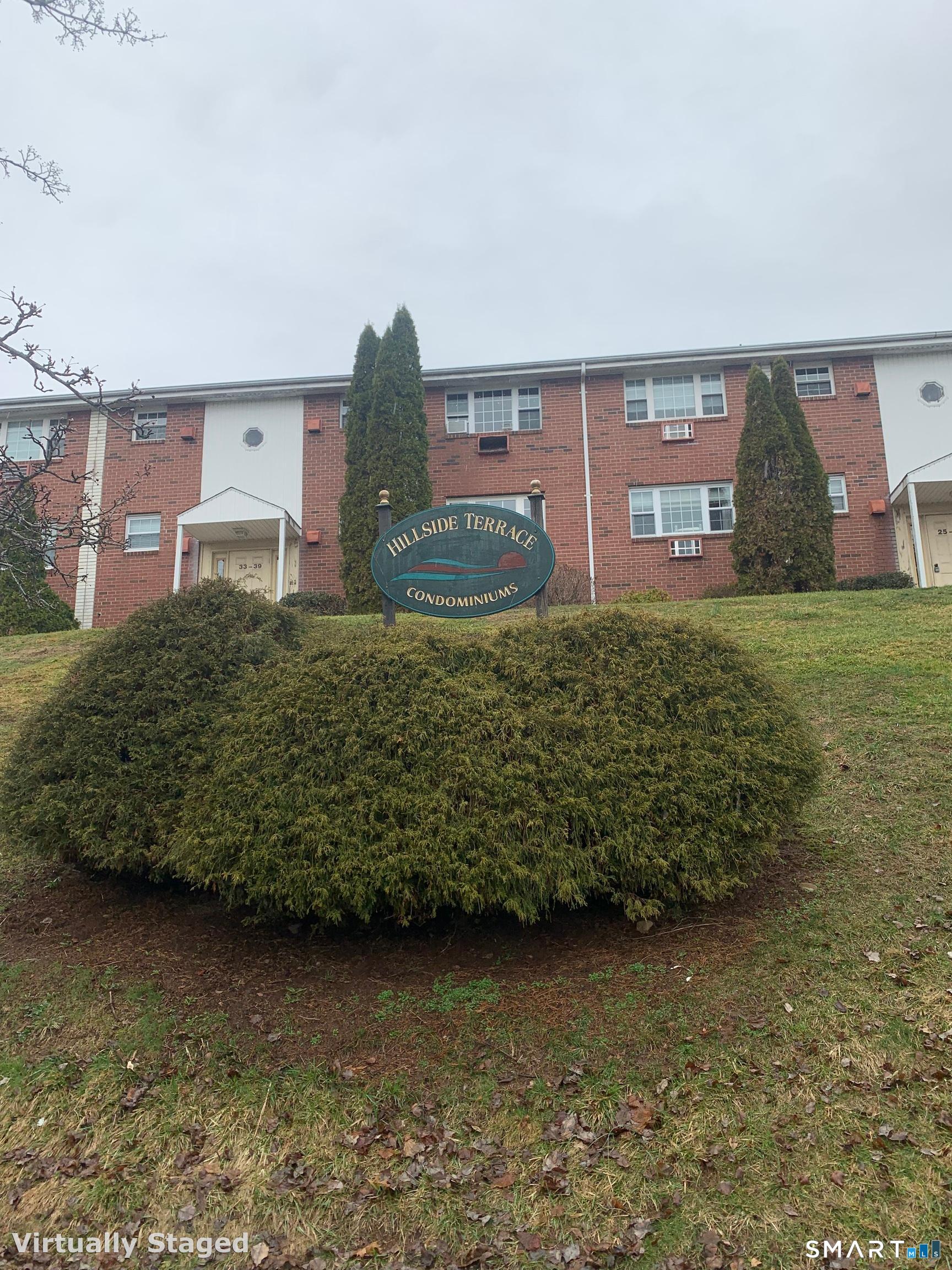 Homes for sale in Wallingford, CT | 93 Sigwin Dr #93, Wallingford, CT 06492 | MLS# 24159718