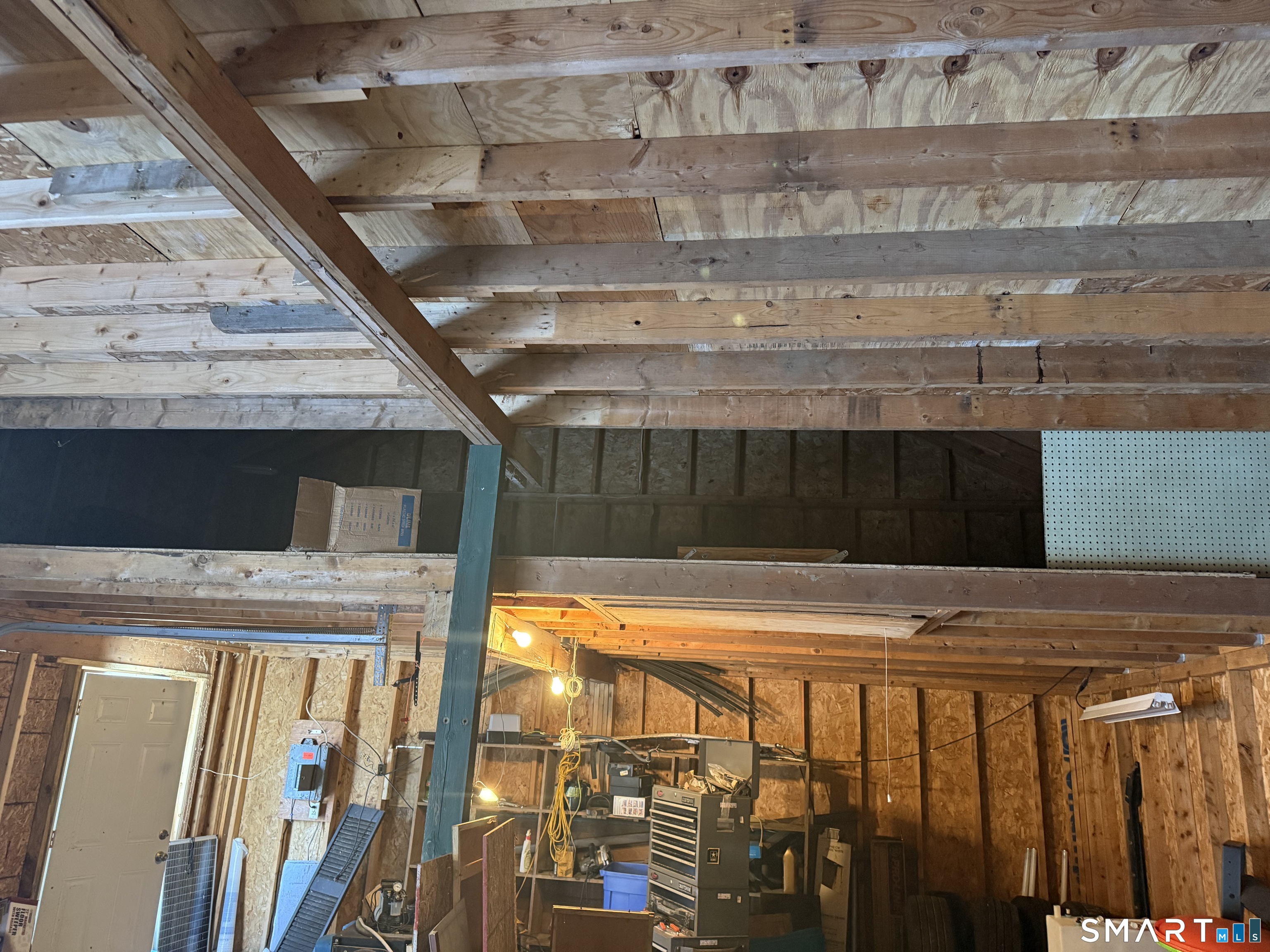 Homes for sale in Woodstock, CT | 310 Roseland Park Rd, Woodstock, CT 06281 | MLS# 24150869