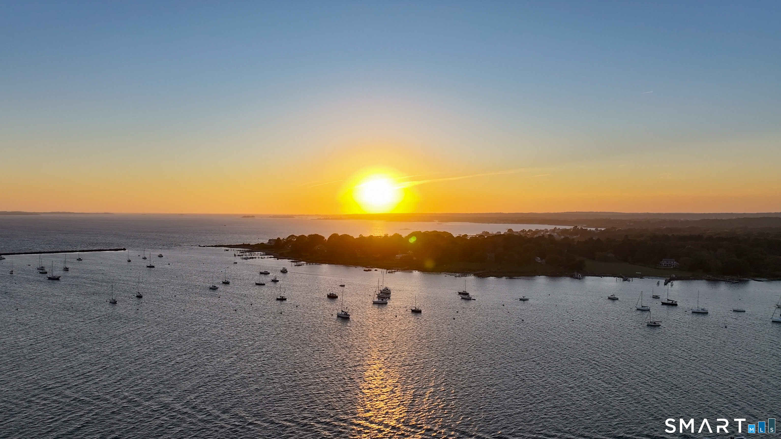 Homes for sale in Stonington, CT | 88 Water St, Stonington, CT 06378 | MLS# 24159613