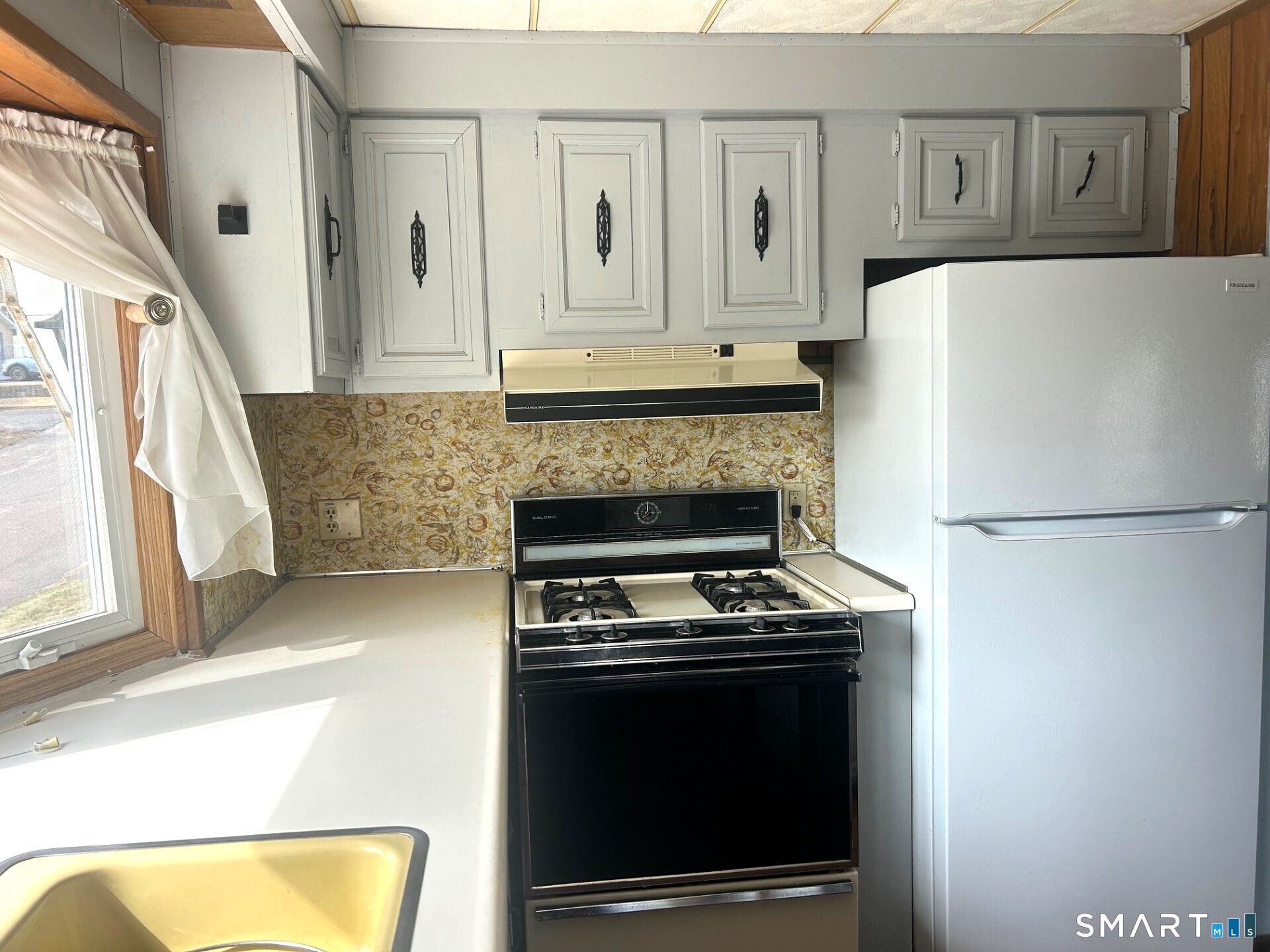 Homes for sale in Vernon, CT | 325 Kelly Rd #TRLR A6, Vernon, CT 06066 | MLS# 24159897