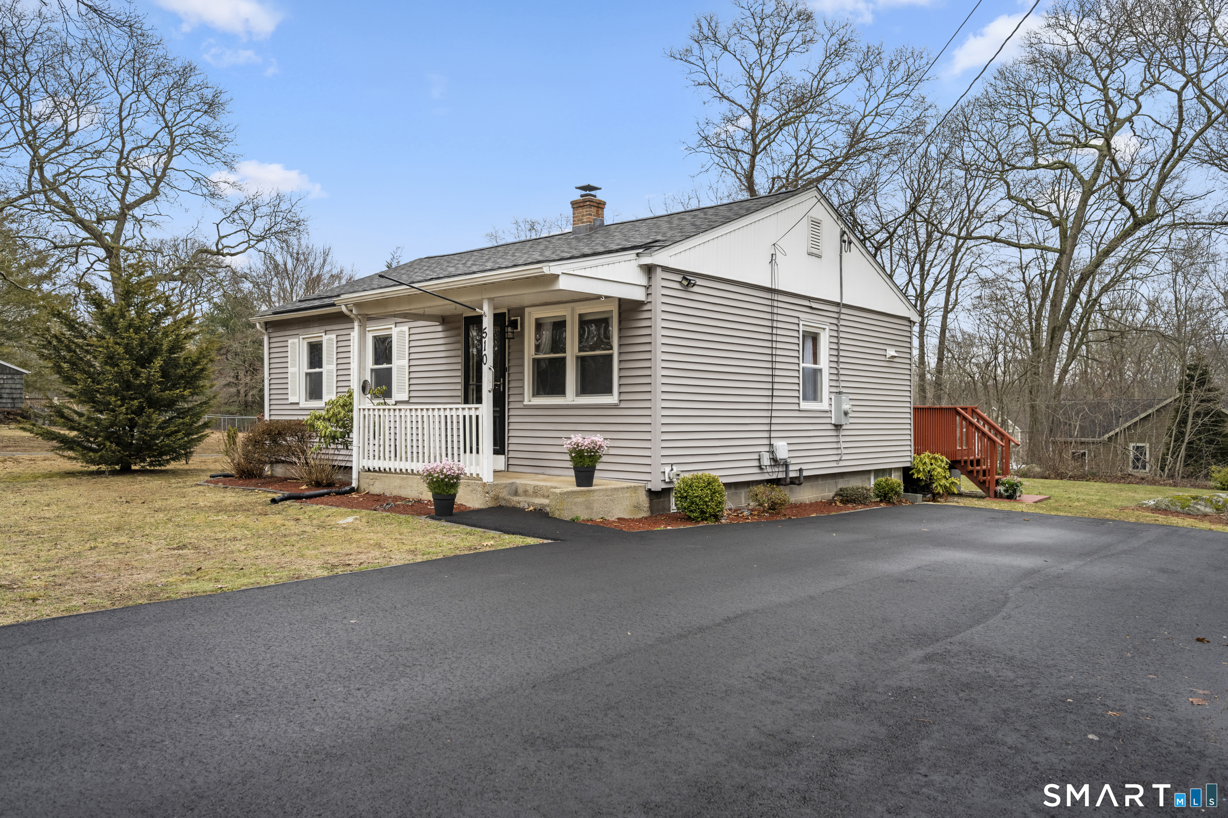 Homes for sale in Groton, CT | 510 Flanders Rd, Groton, CT 06355 | MLS# 24159905