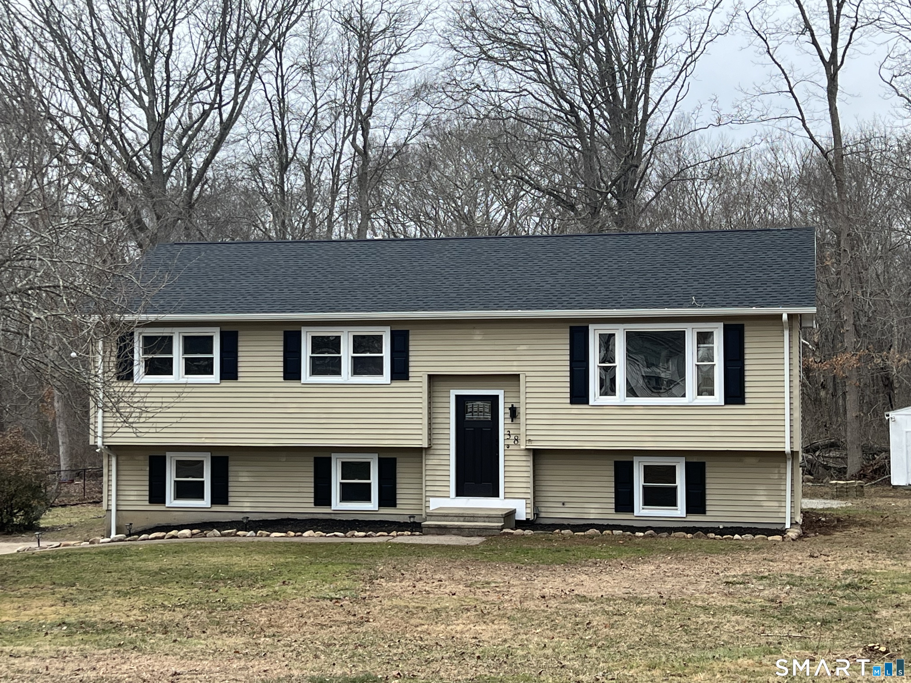 Homes for sale in Stonington, CT | 38 Deer Ridge Rd, Stonington, CT 06378 | MLS# 24156924