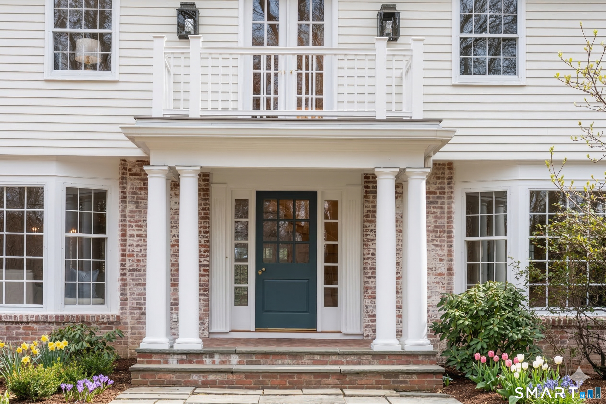 Homes for sale in Darien, CT | 6 Cloudy Ln, Darien, CT 06820 | MLS# 24147232