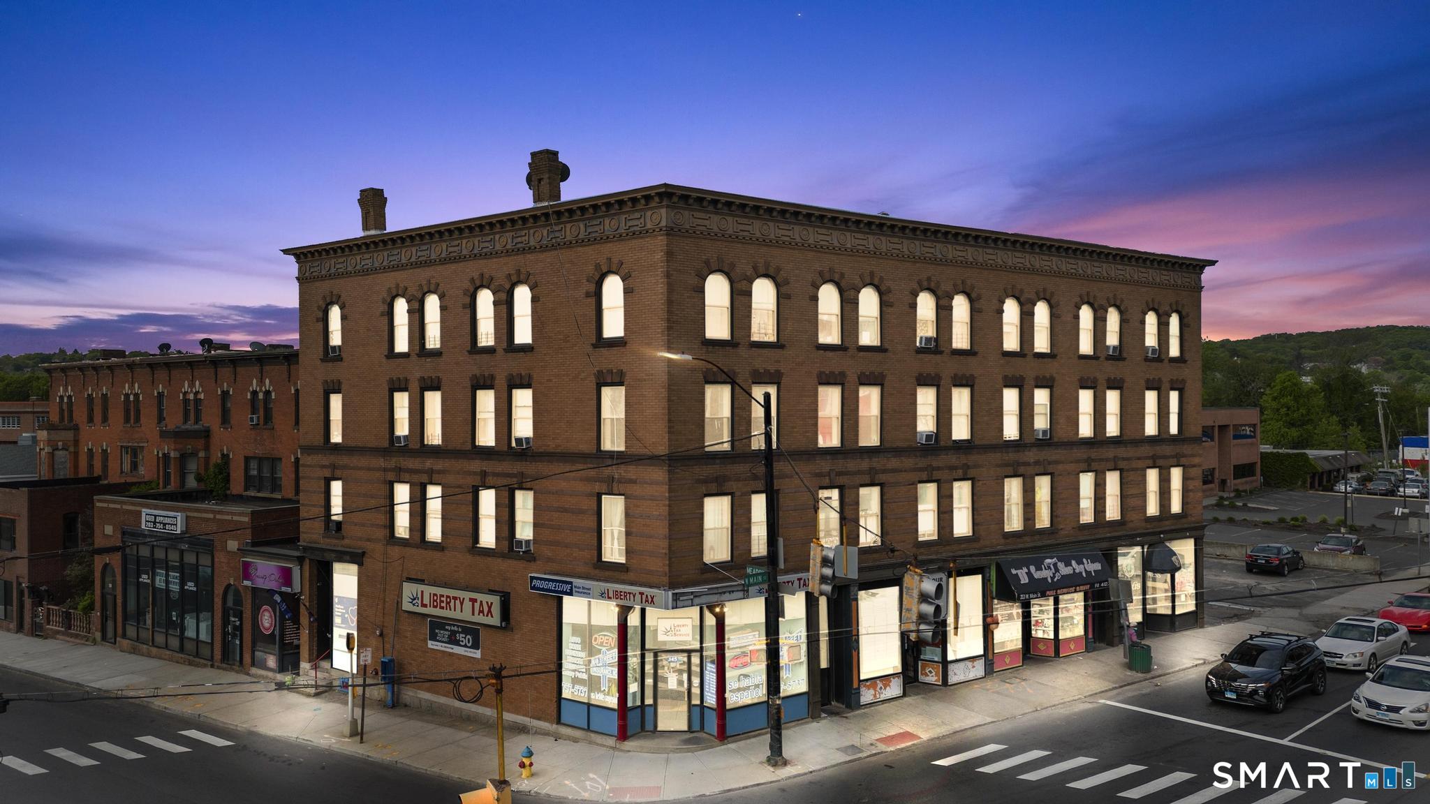 Homes for sale in Waterbury, CT | 343 W Main St, Waterbury, CT 06702 | MLS# 24151498