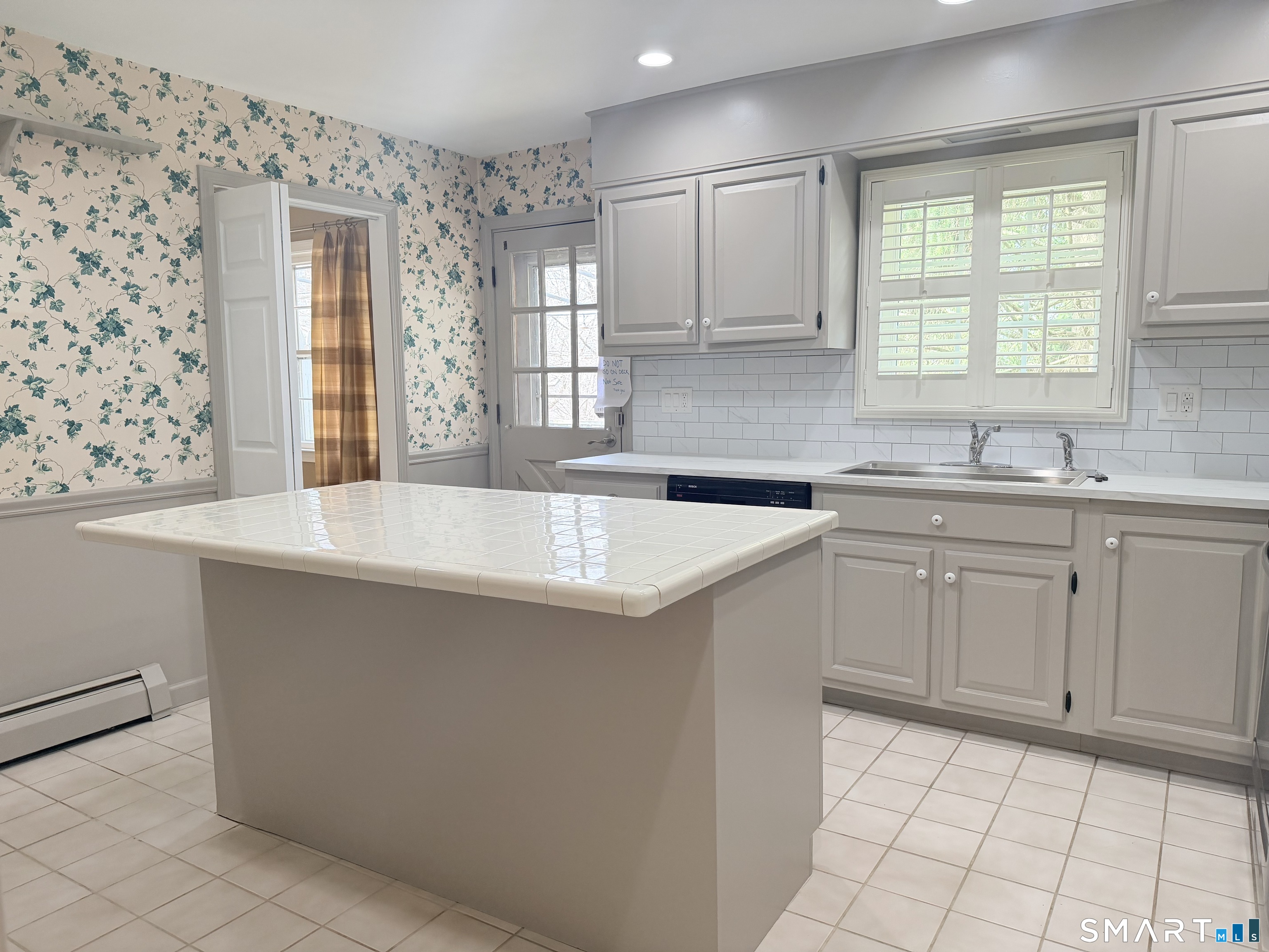 Homes for sale in New Milford, CT | 16 Dogwood Dr, New Milford, CT 06776 | MLS# 24158703