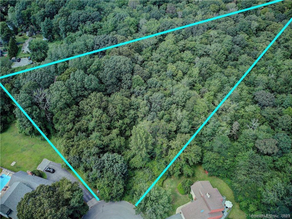 Homes for sale in Groton, CT | 68 Mystic Meadow Ln, Groton, CT 06355 | MLS# 24160125