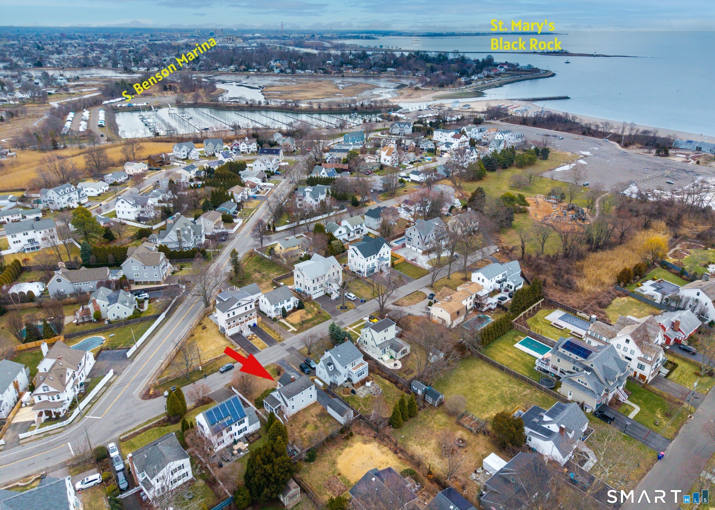 Homes for sale in Fairfield, CT | 20 Benson Pl, Fairfield, CT 06824 | MLS# 24156664