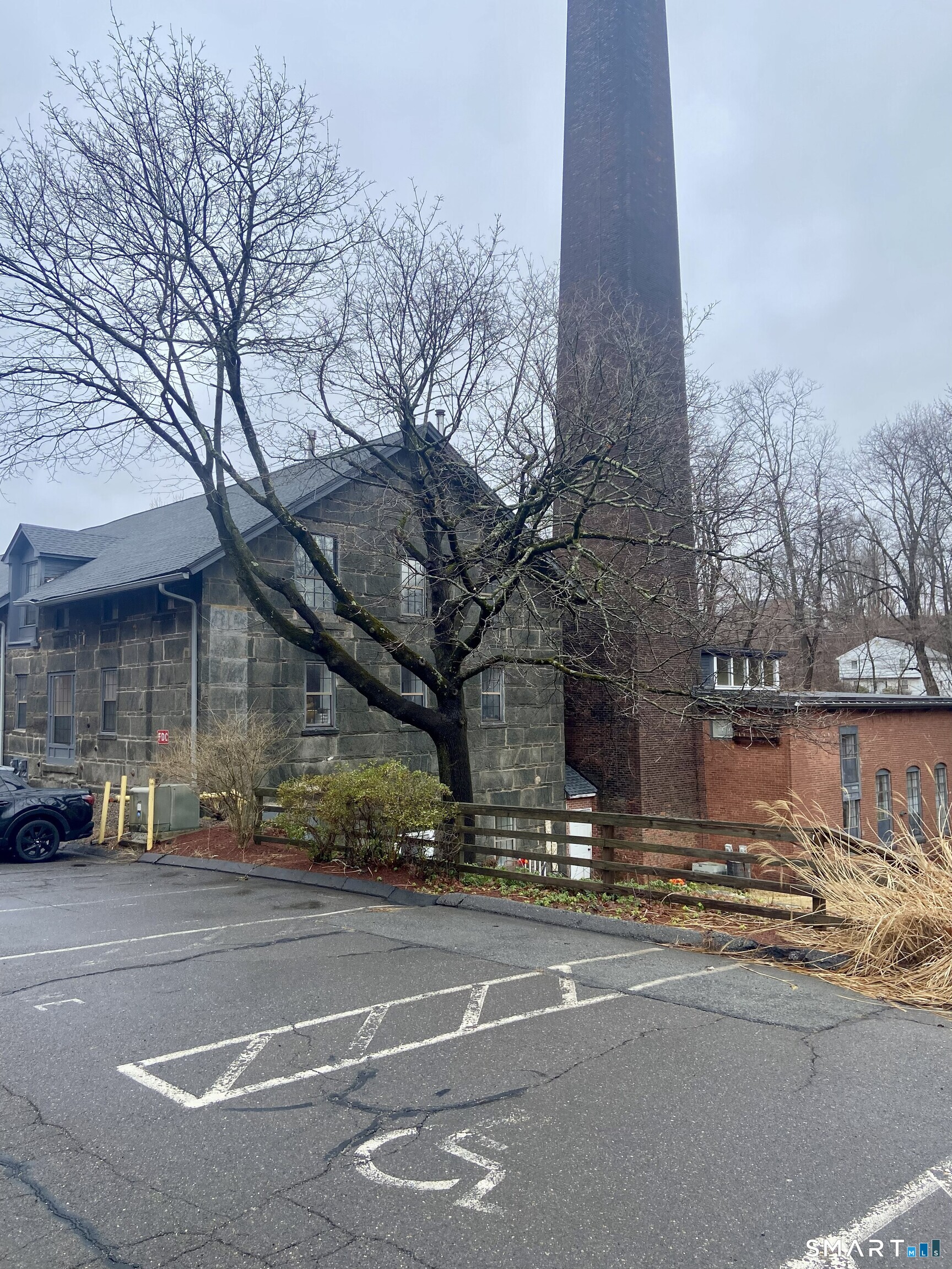 Homes for sale in Vernon, CT | 16 Vernon Ave #APT 24, Vernon, CT 06066 | MLS# 24160174