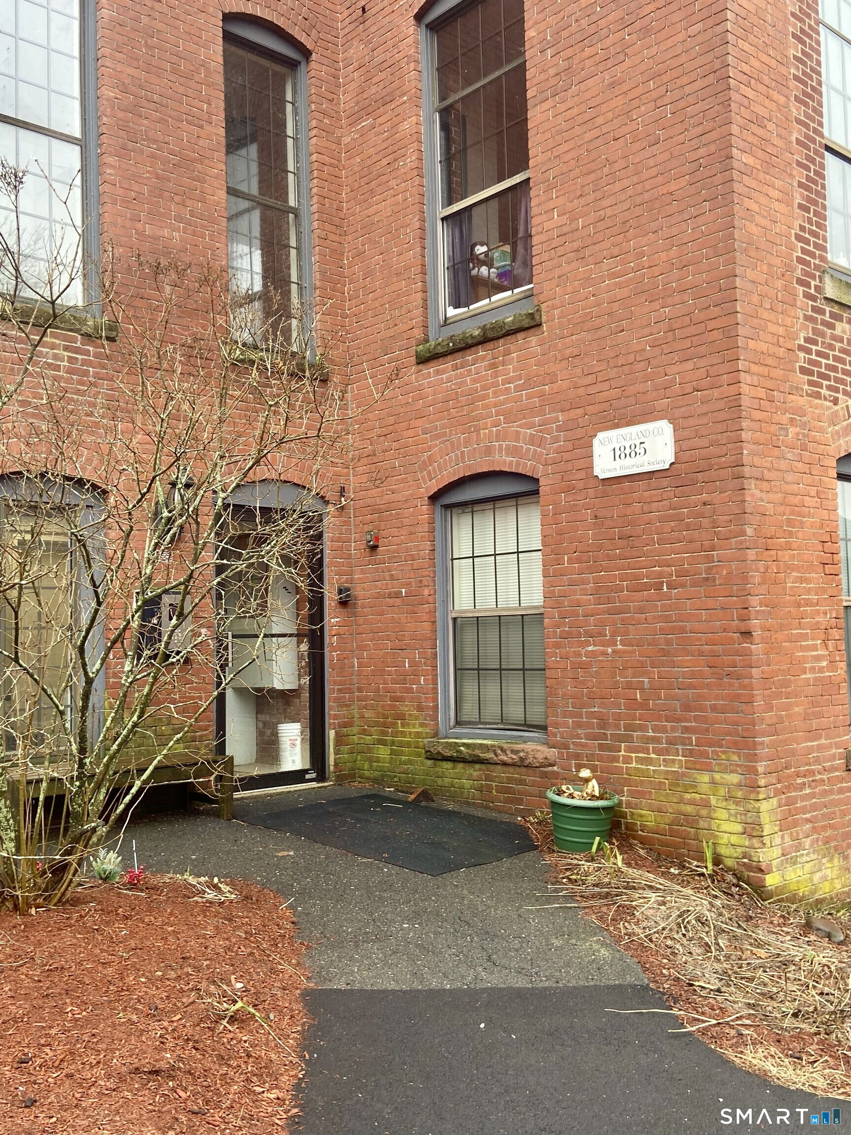 Homes for sale in Vernon, CT | 16 Vernon Ave #APT 24, Vernon, CT 06066 | MLS# 24160174