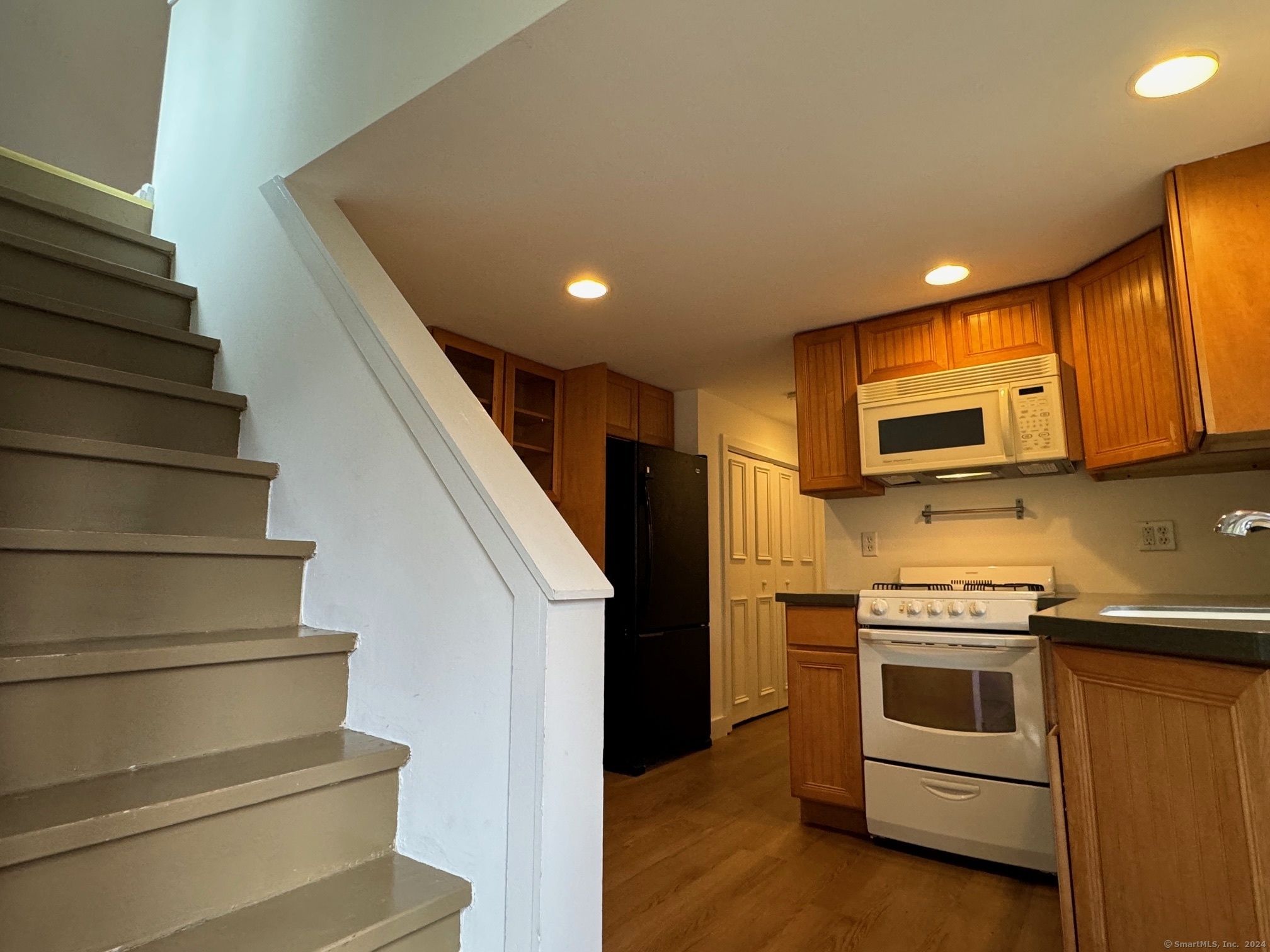 592 Horse Pond, Madison, 06443, 1 Bedroom Bedrooms, 0 ,1 BathroomBathrooms,Residential Rental,For Sale,Horse Pond,0,24160279