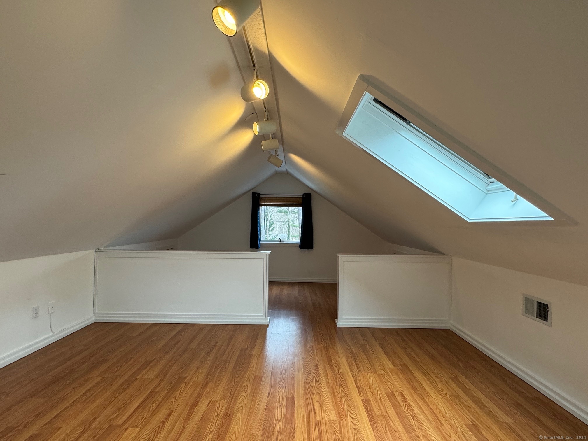 592 Horse Pond, Madison, 06443, 1 Bedroom Bedrooms, 0 ,1 BathroomBathrooms,Residential Rental,For Sale,Horse Pond,0,24160279