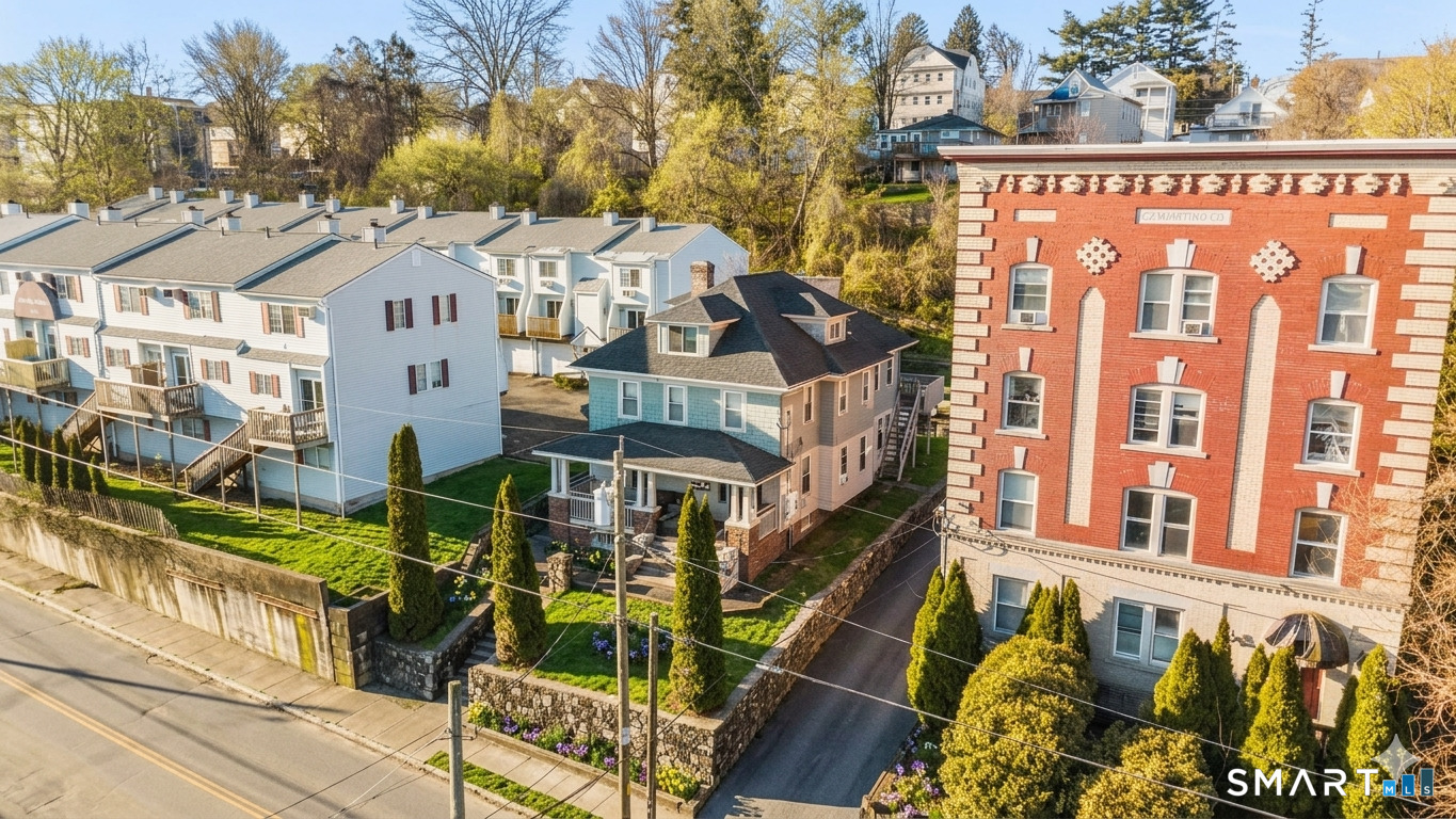 985 Bank, Waterbury, 06708, 3 Bedrooms Bedrooms, 0 ,1 BathroomBathrooms,Multi-family For Sale,For Sale,Bank,0,24150336