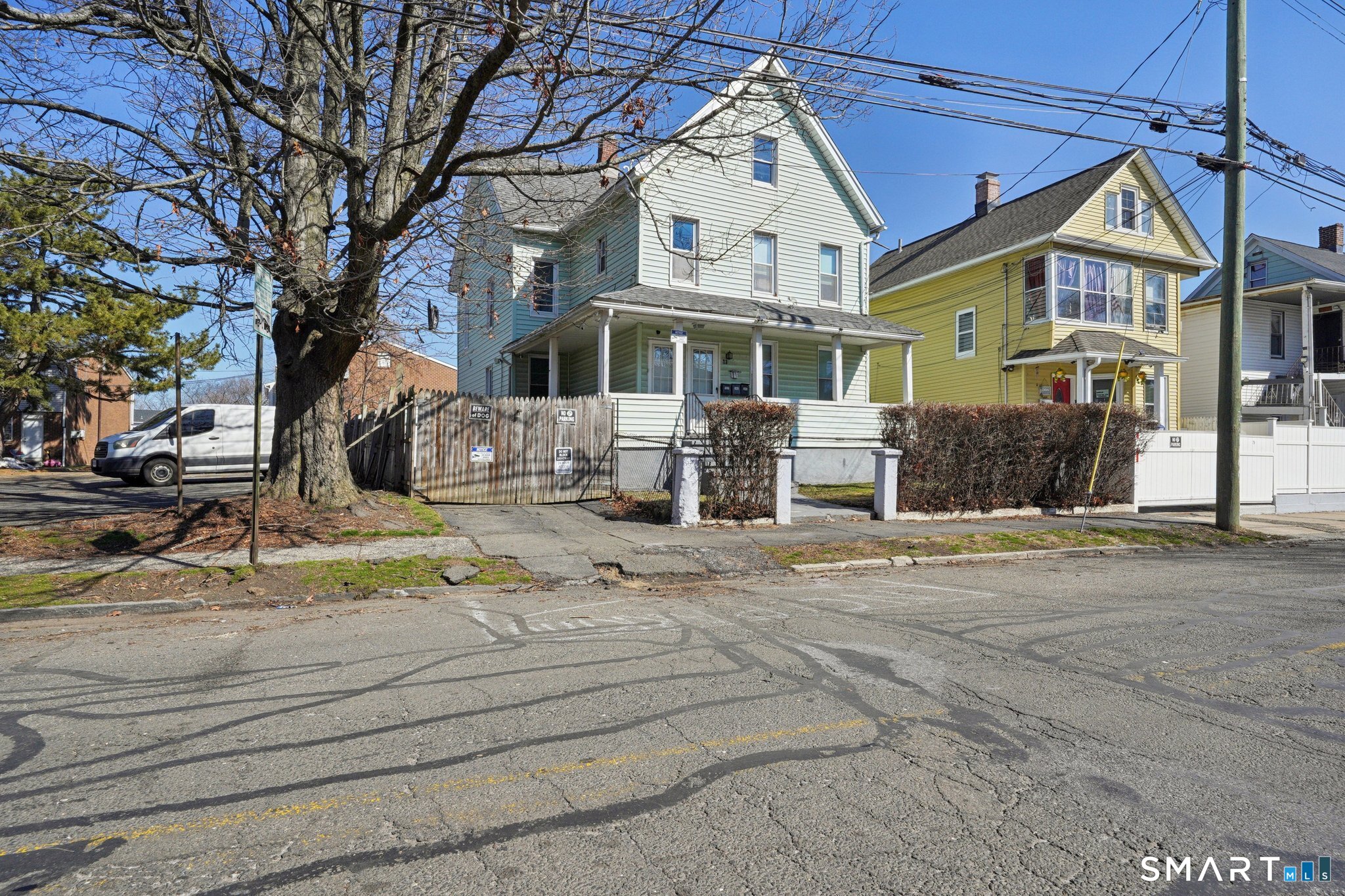 Homes for sale in Bridgeport, CT | 73 Orange St, Bridgeport, CT 06607 | MLS# 24149706