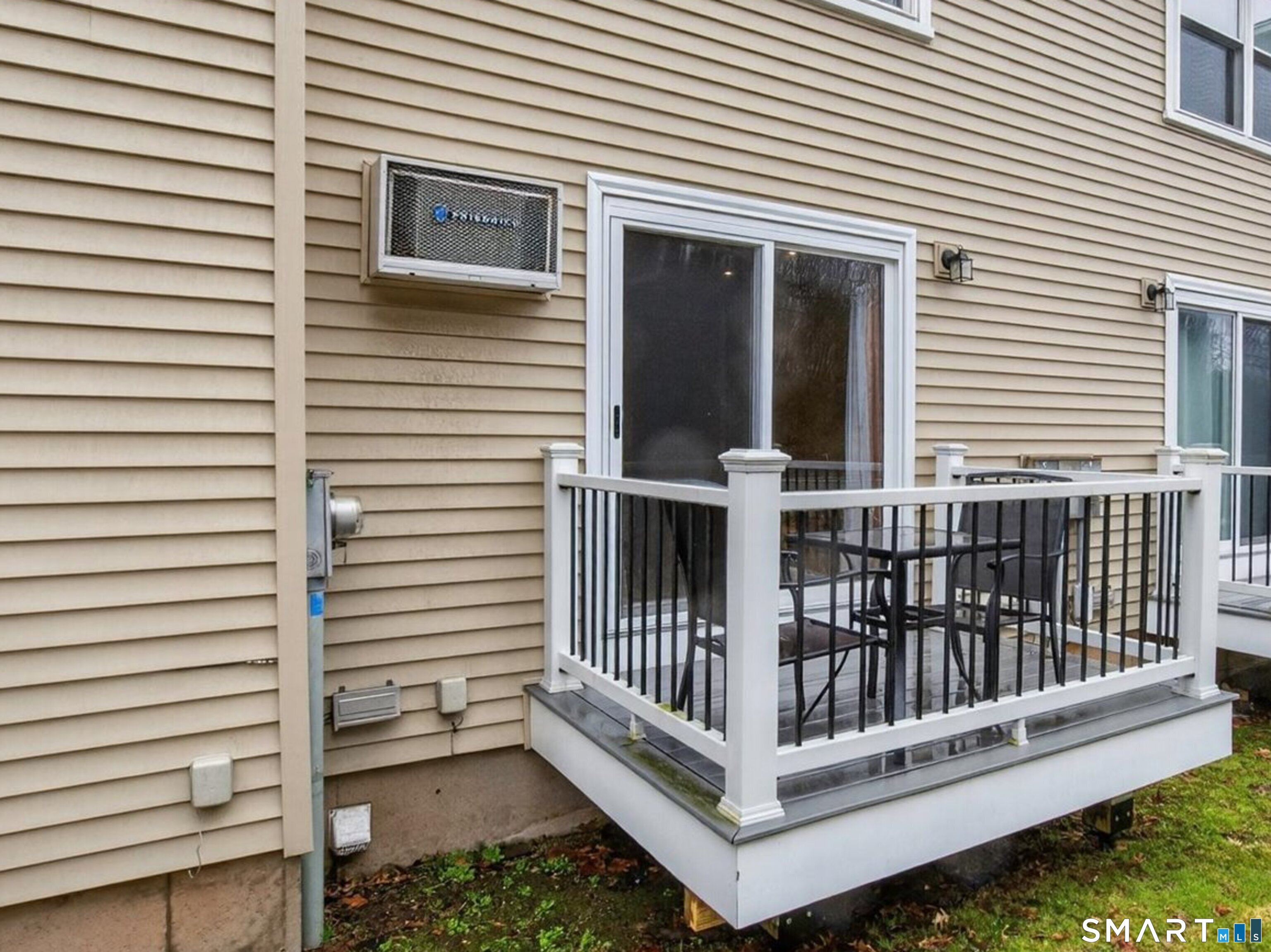 Homes for sale in New Britain, CT | 1235 East St #Apt C, New Britain, CT 06053 | MLS# 24159764