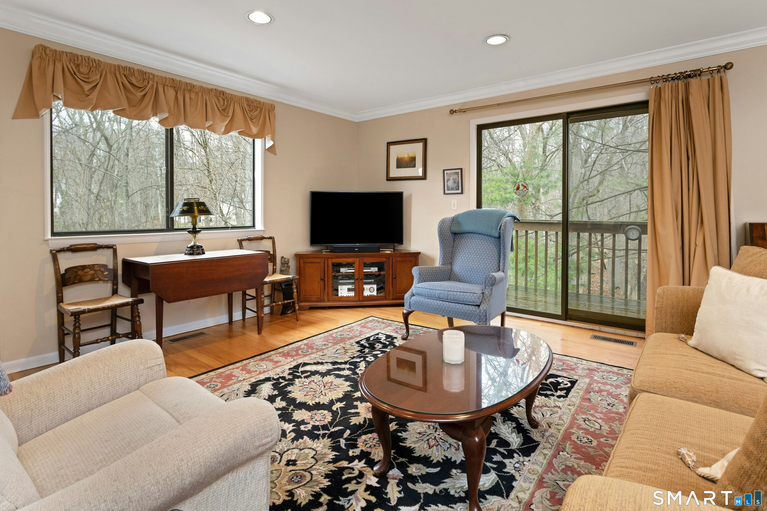 Homes for sale in Stamford, CT | 2435 Bedford St #3A, Stamford, CT 06905 | MLS# 24159741