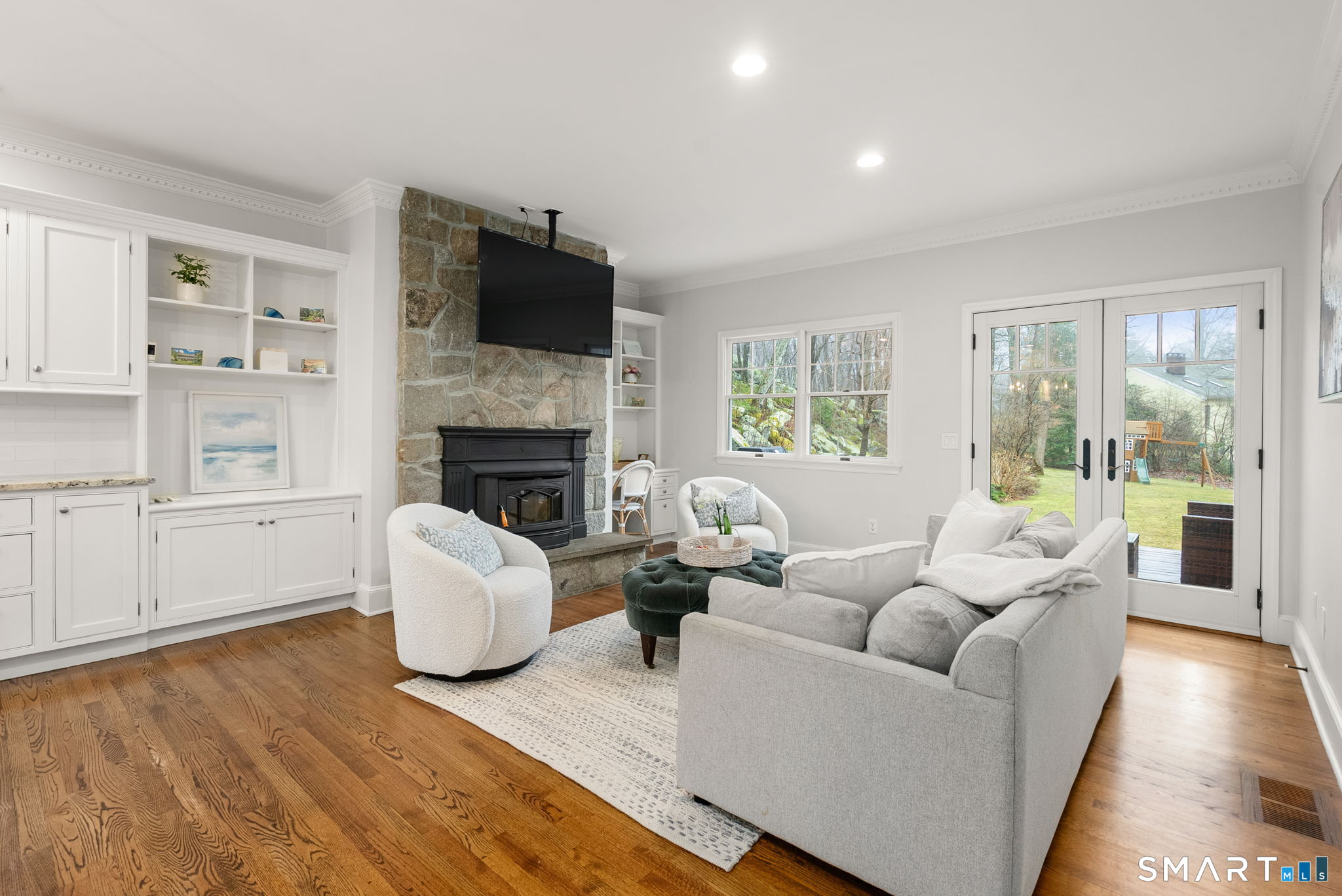 Homes for sale in Weston, CT | 9 Pepperbush Rd, Weston, CT 06883 | MLS# 24158801