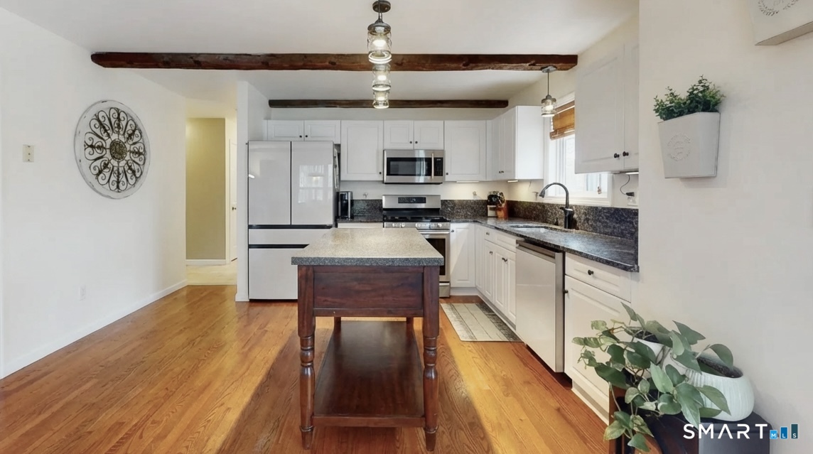 Homes for sale in Milford, CT | 18 Amber Ln, Milford, CT 06460 | MLS# 24160222