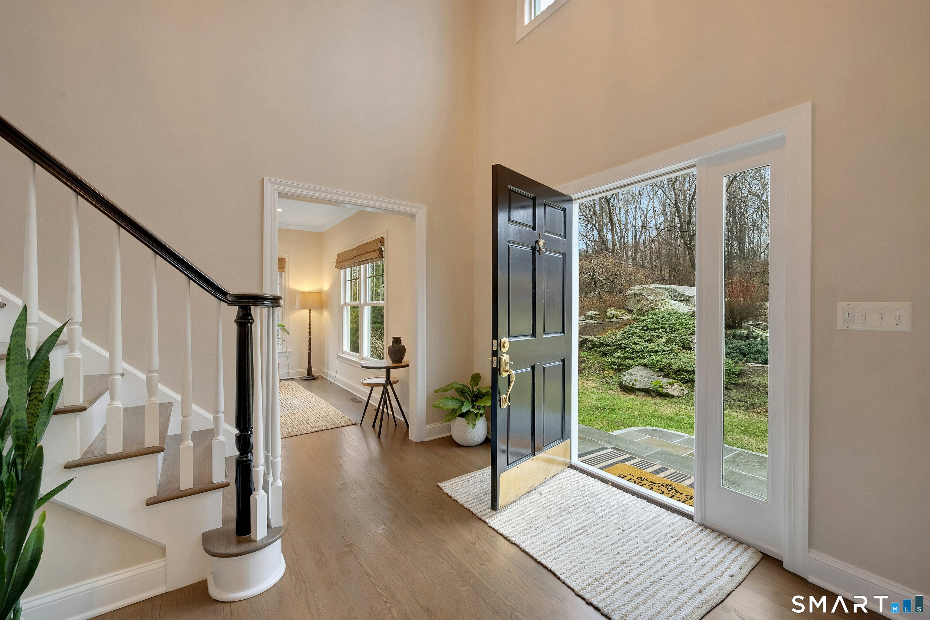 Homes for sale in Easton, CT | 35 Golf View Dr, Easton, CT 06612 | MLS# 24158932