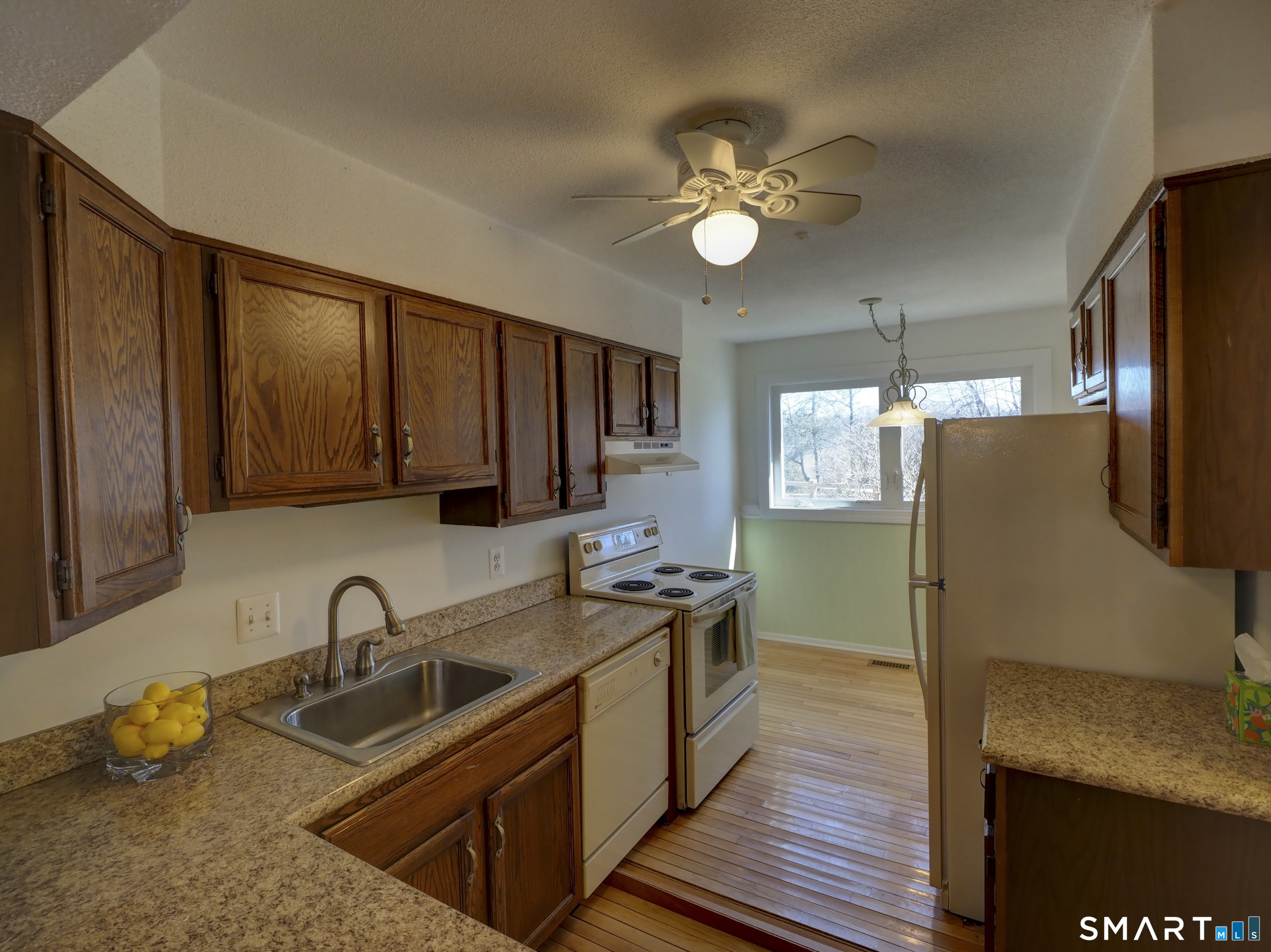 Homes for sale in Wallingford, CT | 412 Pilgrim Hbr #412, Wallingford, CT 06492 | MLS# 24155877