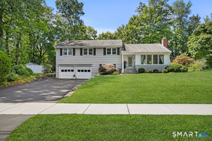 6 Field Crest Road