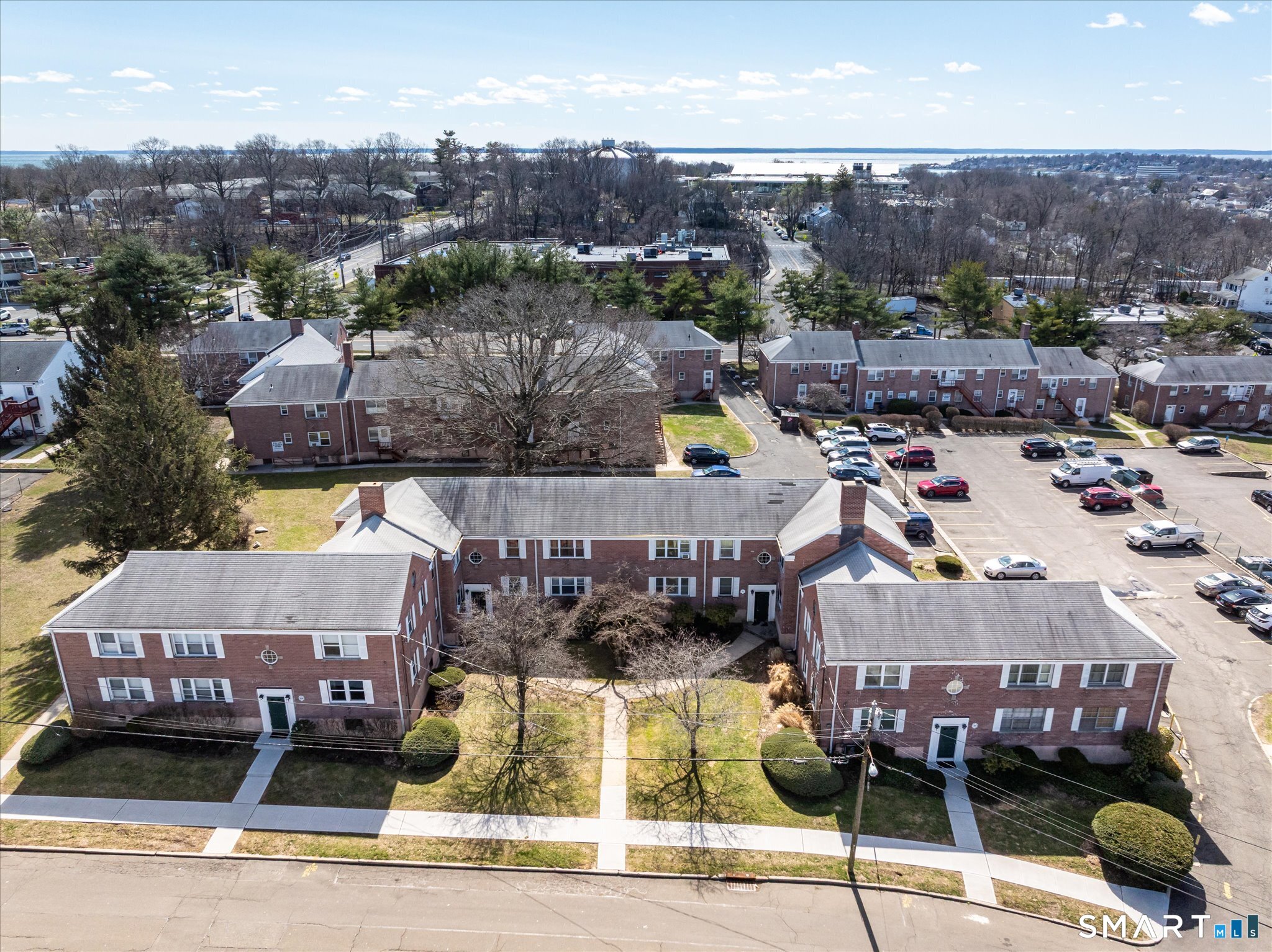 Homes for sale in Stamford, CT | 23 Standish Rd #APT 2, Stamford, CT 06902 | MLS# 24138772