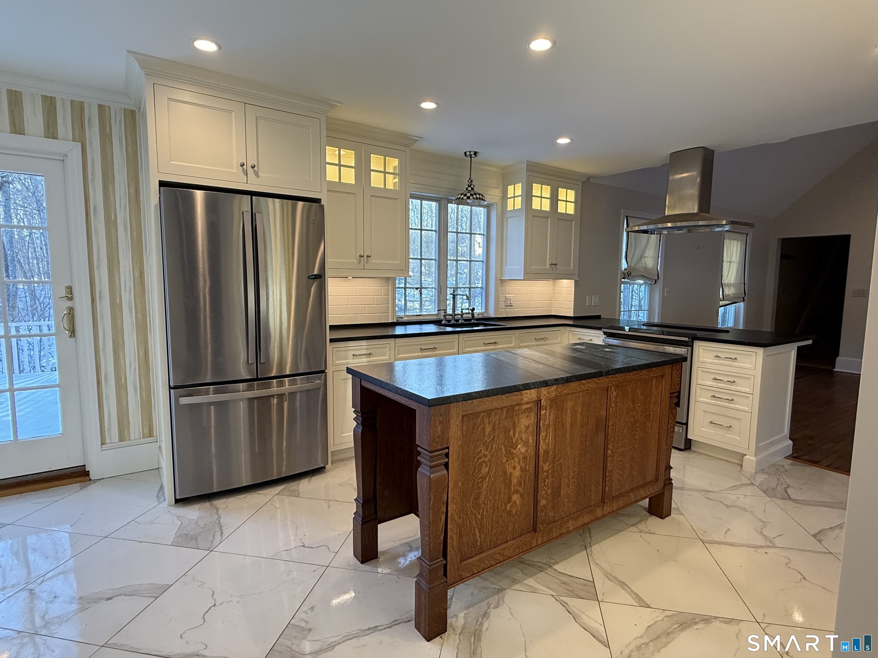 Homes for sale in East Haddam, CT | 10 Ridge Rd, East Haddam, CT 06423 | MLS# 24155913