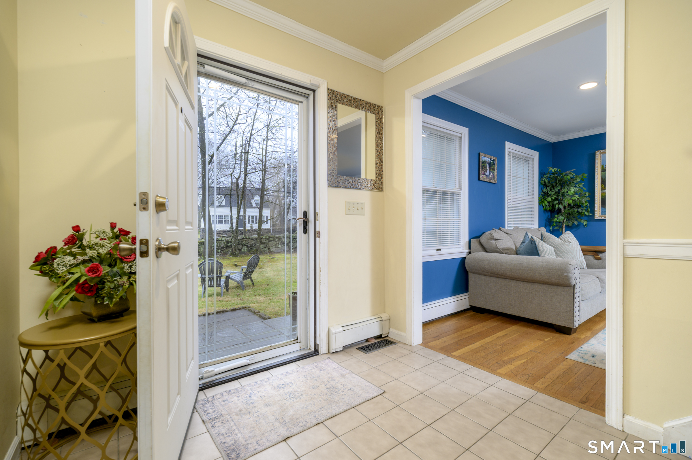 Homes for sale in Stamford, CT | 408 Strawberry Hill Ave, Stamford, CT 06902 | MLS# 24159236