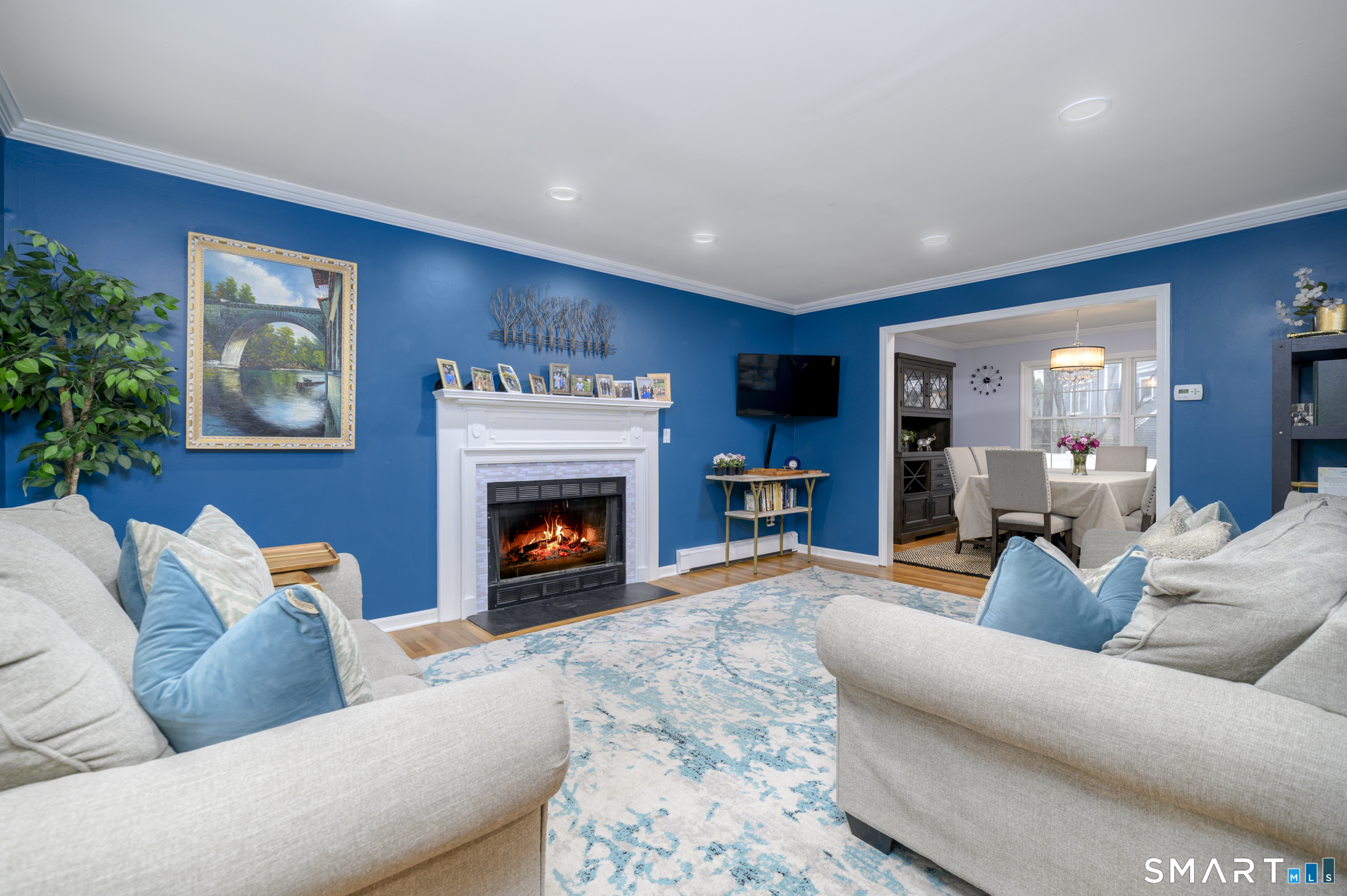 Homes for sale in Stamford, CT | 408 Strawberry Hill Ave, Stamford, CT 06902 | MLS# 24159236