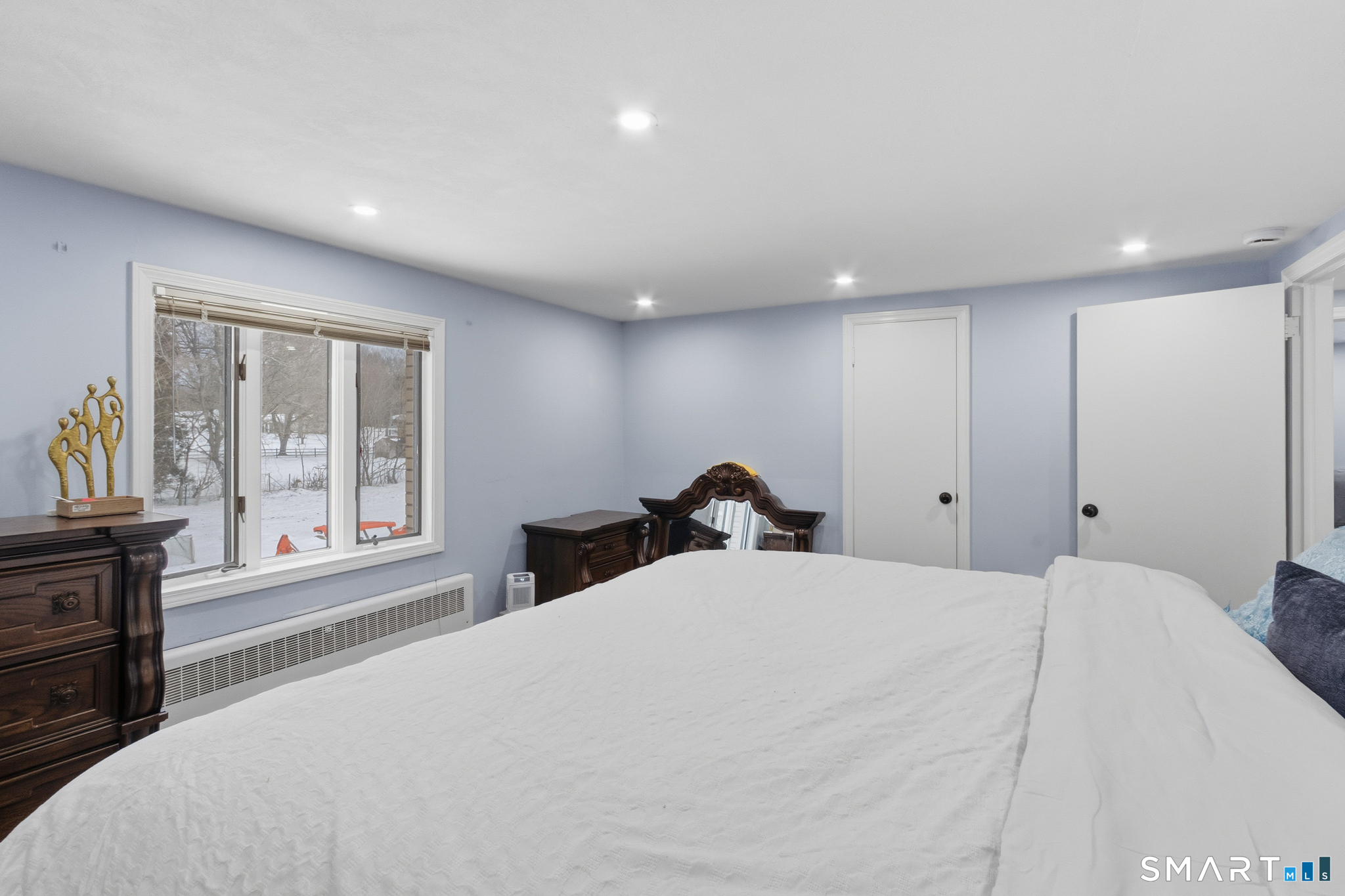 589 Racebrook, Orange, 06477, 5 Bedrooms Bedrooms, 0 ,2 BathroomsBathrooms,Single Family For Sale,For Sale,Racebrook,0,24160492