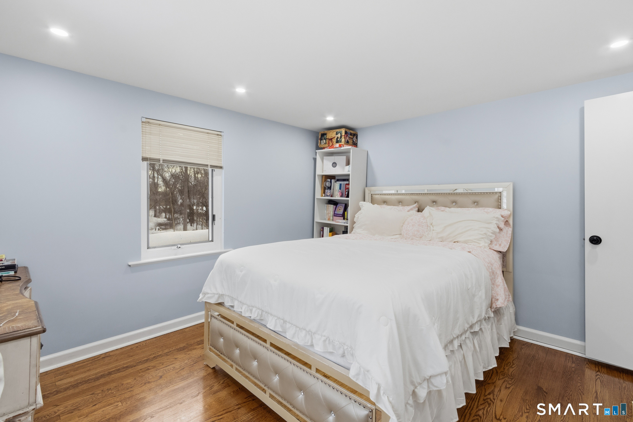 589 Racebrook, Orange, 06477, 5 Bedrooms Bedrooms, 0 ,2 BathroomsBathrooms,Single Family For Sale,For Sale,Racebrook,0,24160492