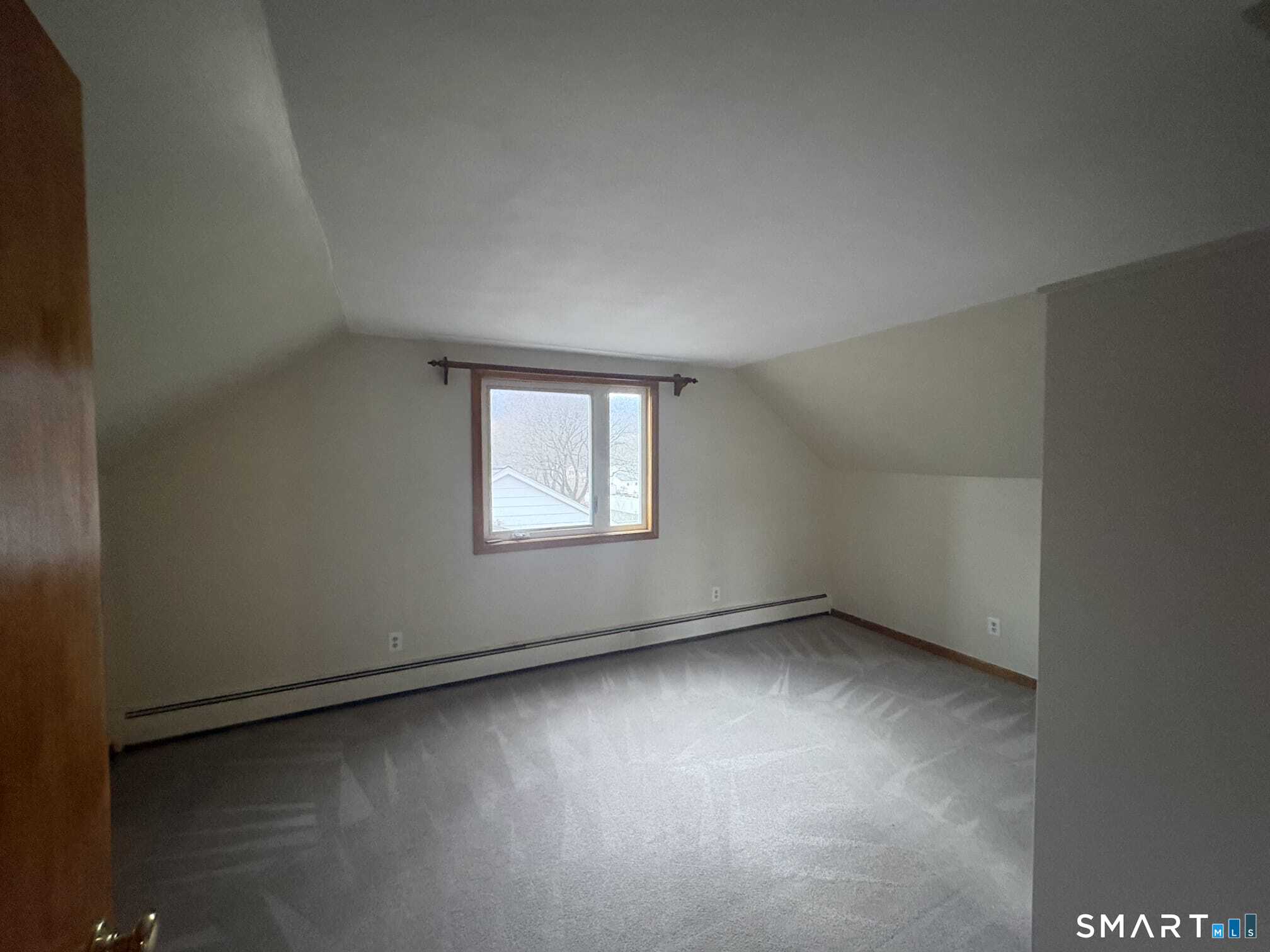 Homes for sale in Woodbridge, CT | 16 Raymond Rd, Woodbridge, CT 06525 | MLS# 24160176