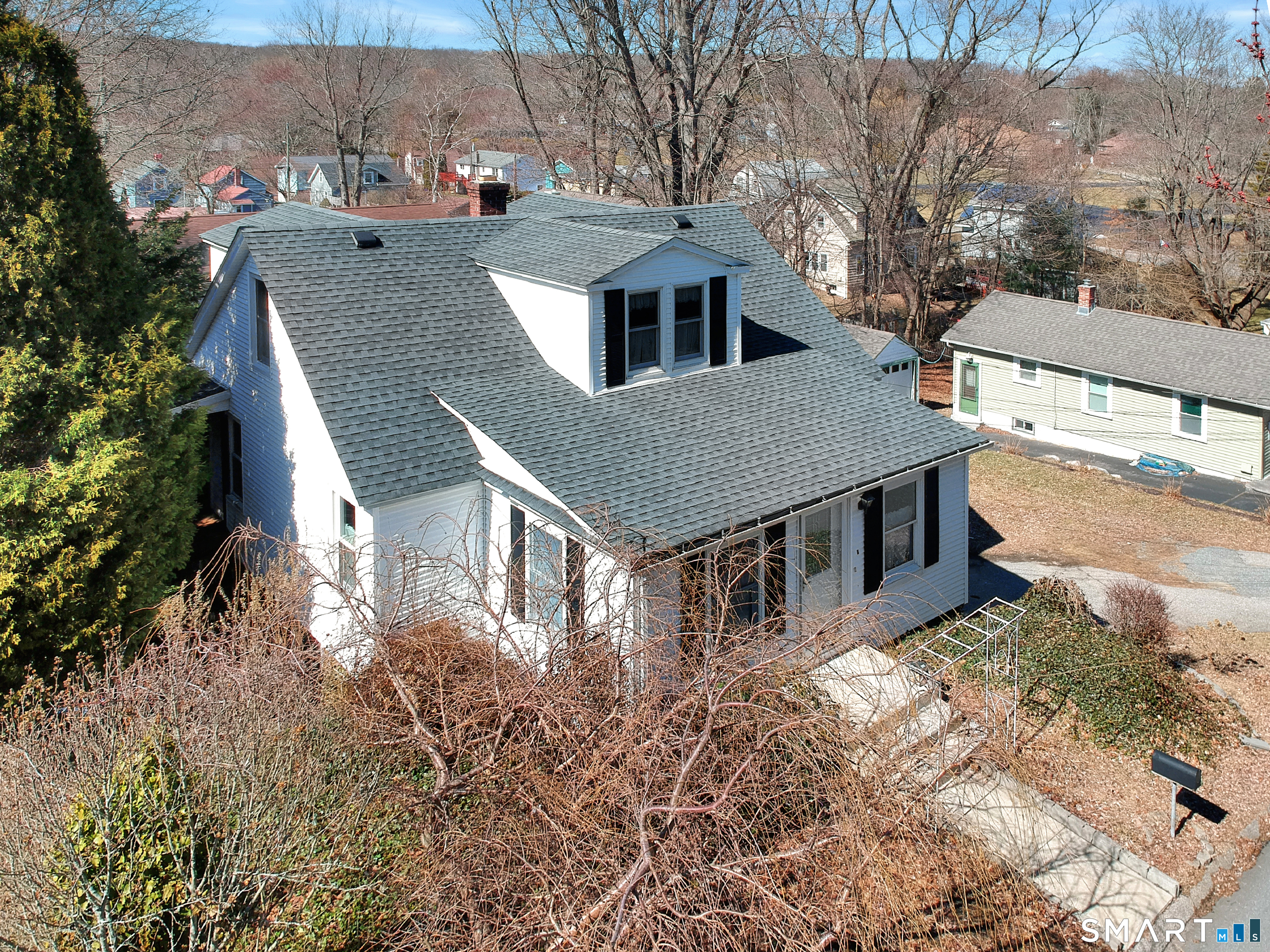 Homes for sale in Waterford, CT | 6 John Ave, Waterford, CT 06375 | MLS# 24160446