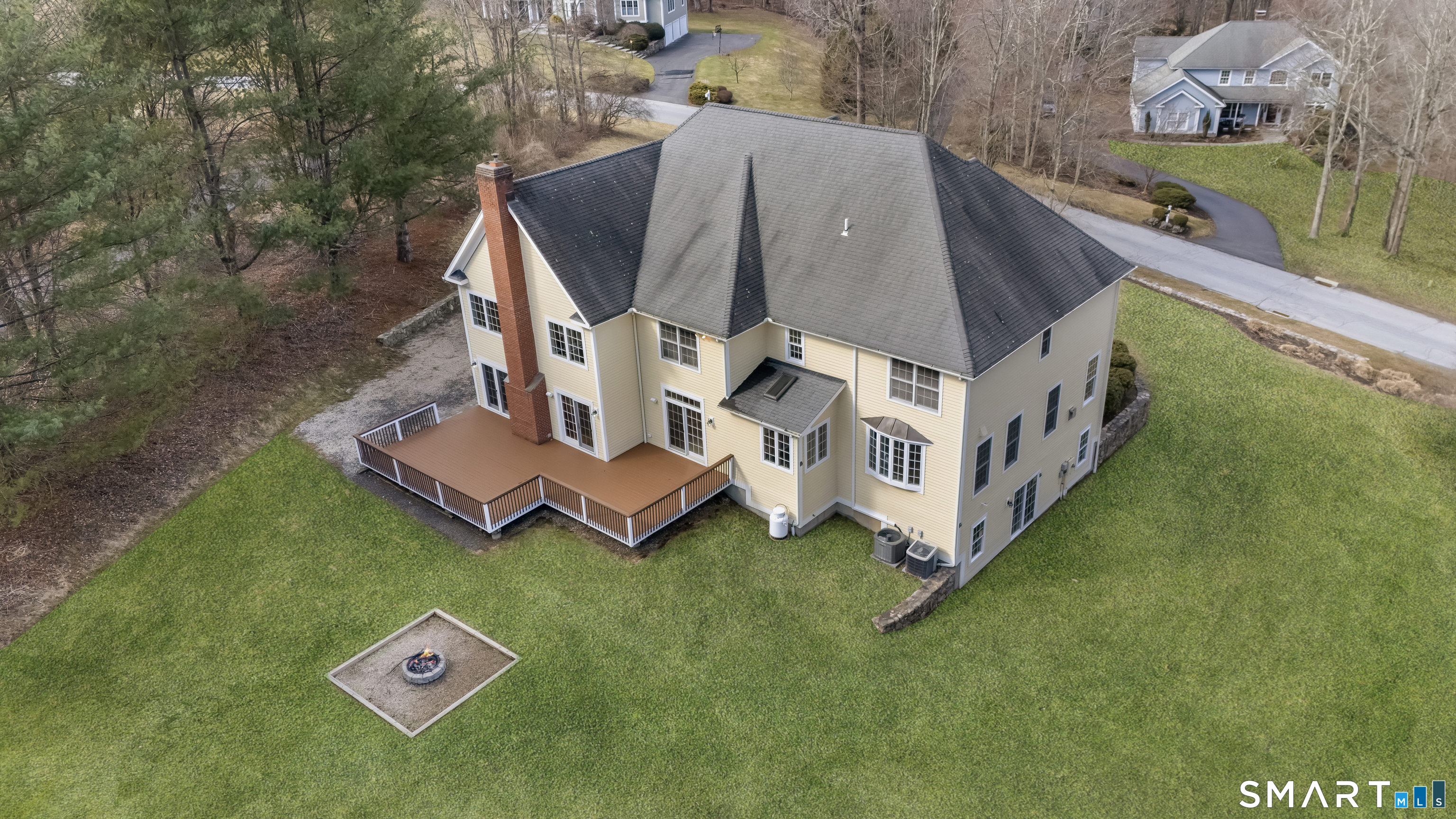 Homes for sale in Newtown, CT | 68 Charter Ridge Dr, Newtown, CT 06482 | MLS# 24159437