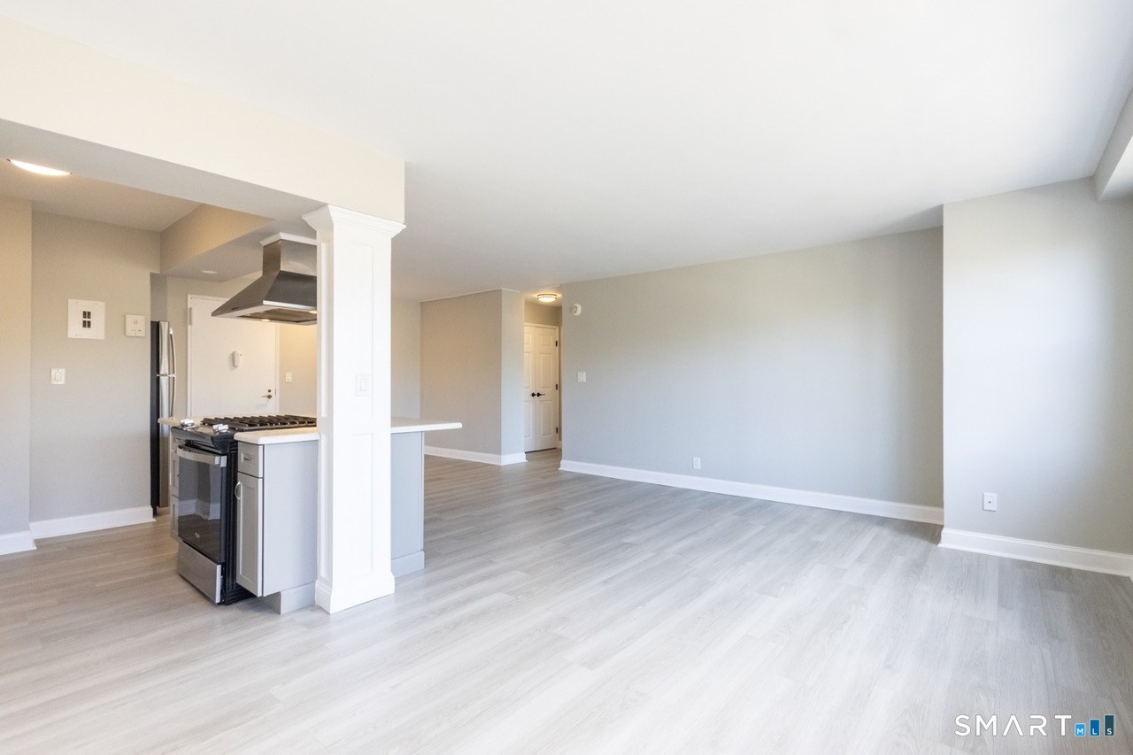 Homes for sale in Bridgeport, CT | 2625 Park Ave #4F, Bridgeport, CT 06604 | MLS# 24149881