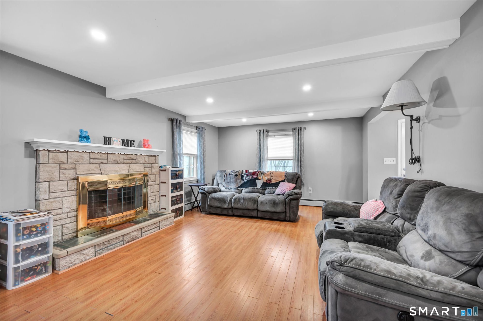 Homes for sale in Wallingford, CT | 30 Clinton Pl, Wallingford, CT 06492 | MLS# 24160553