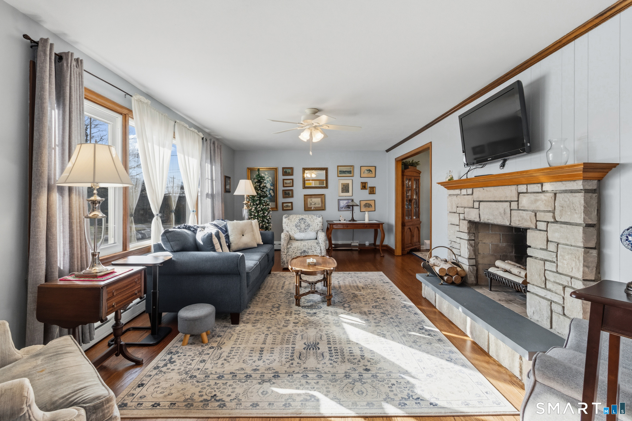 Homes for sale in Naugatuck, CT | 16 Phyllis Dr, Naugatuck, CT 06770 | MLS# 24158490