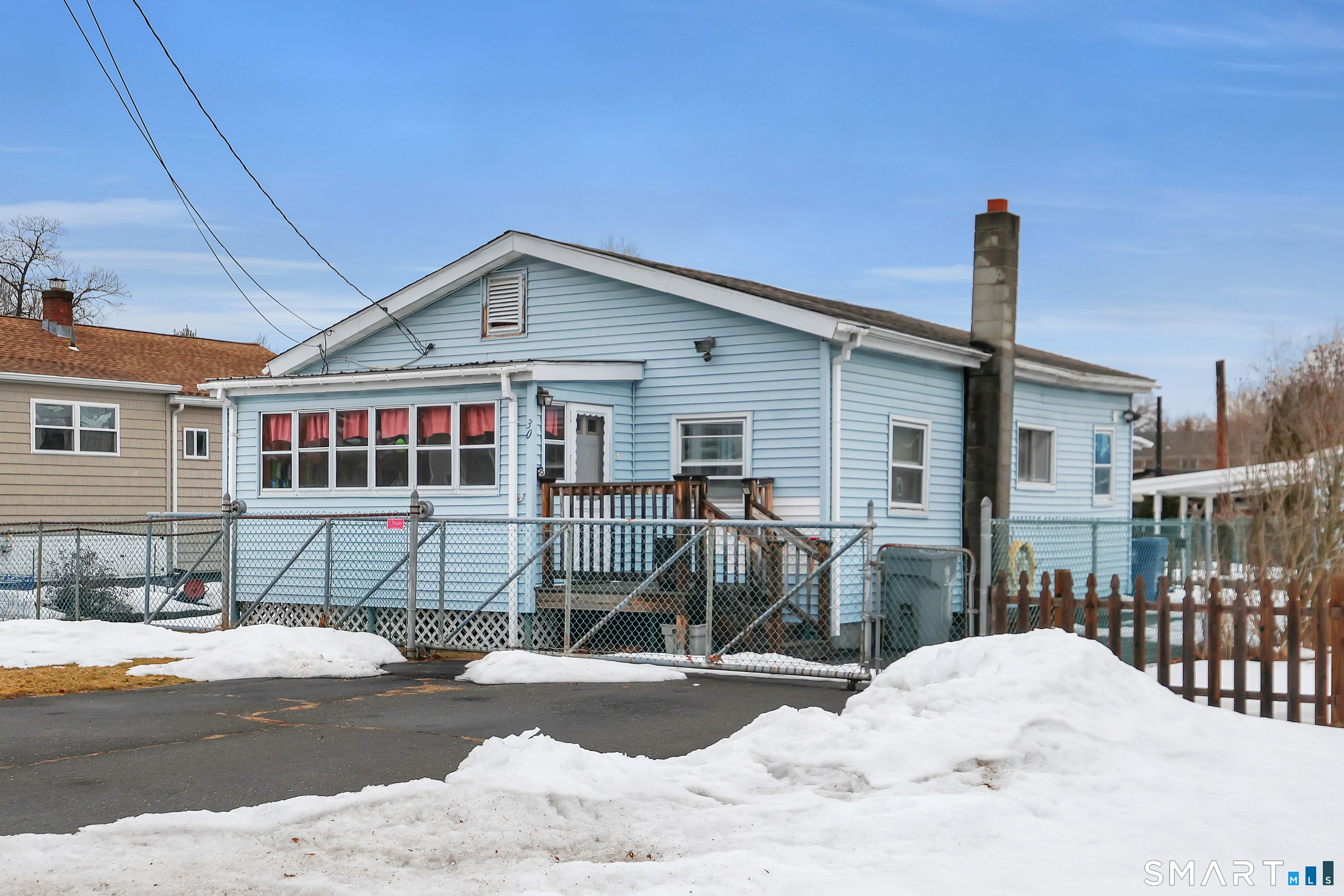 Homes for sale in Plainville, CT | 30 Bartlett St, Plainville, CT 06062 | MLS# 24155716