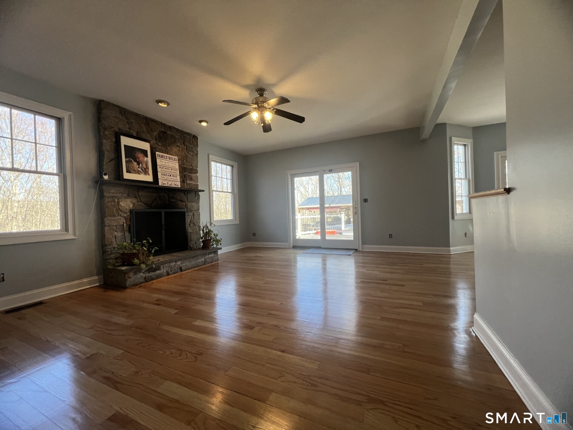 Homes for sale in Seymour, CT | 7 Old Town Rd, Seymour, CT 06483 | MLS# 24160603