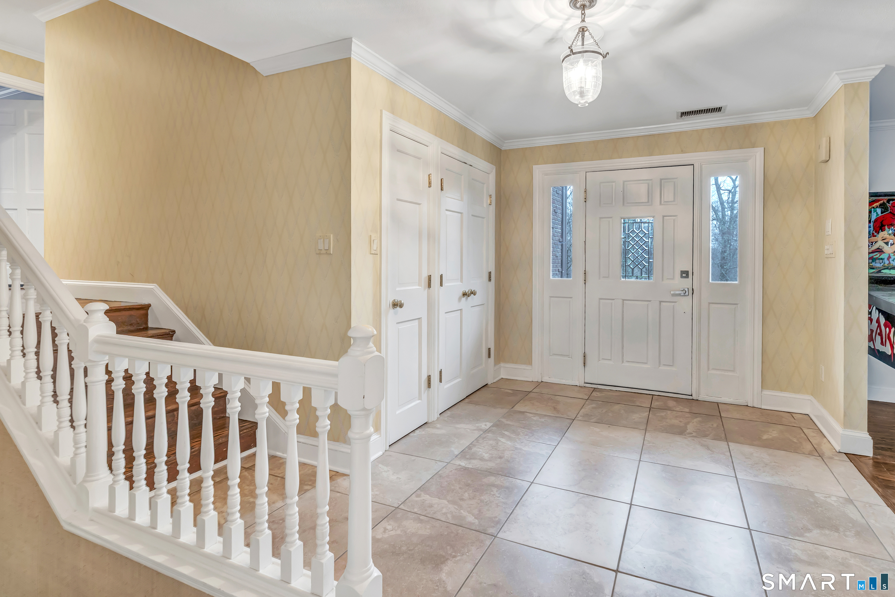 Homes for sale in Newtown, CT | 10 White Oak Farm Rd, Newtown, CT 06470 | MLS# 24159018