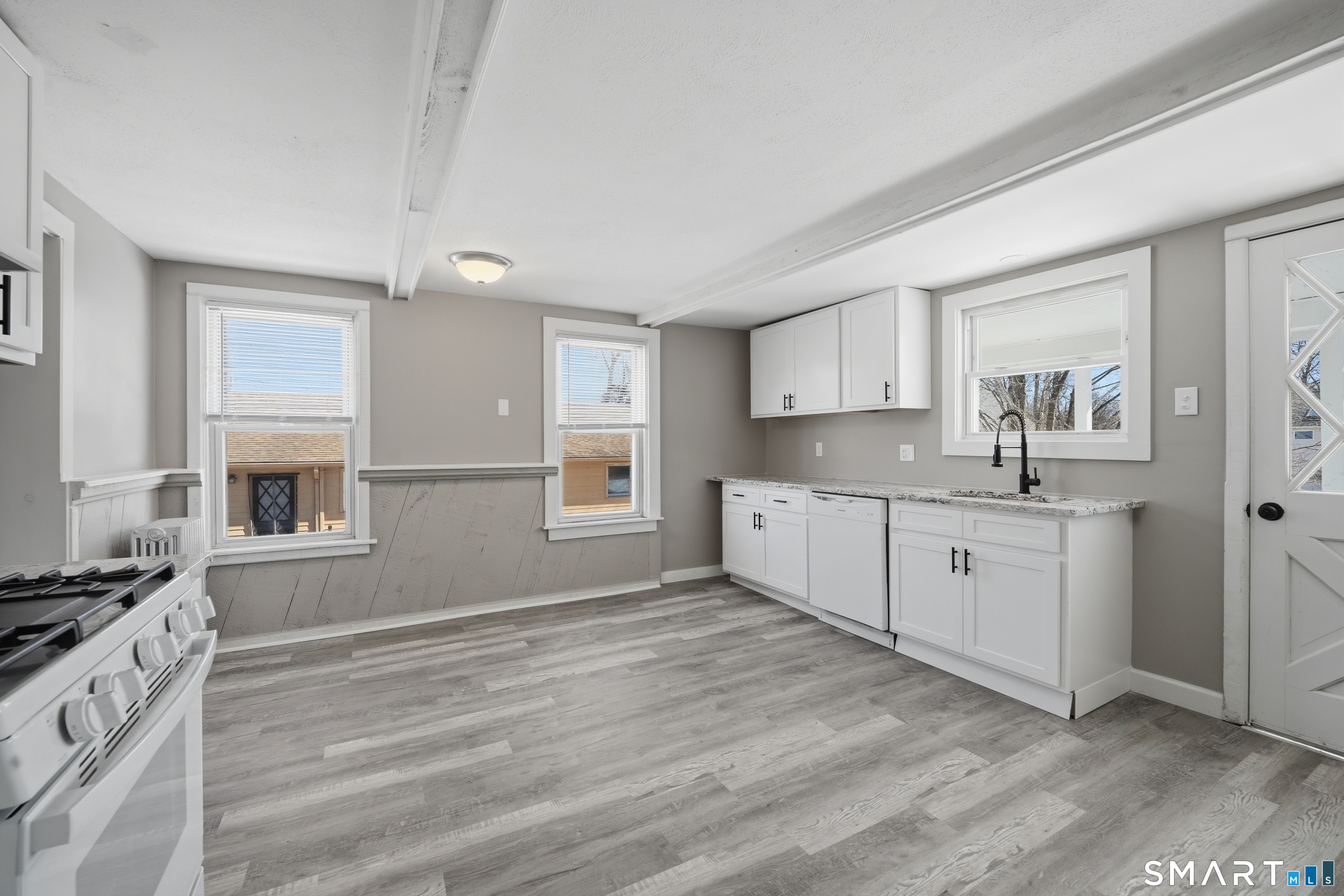 Homes for sale in Enfield, CT | 55 Highland Park, Enfield, CT 06082 | MLS# 24160644